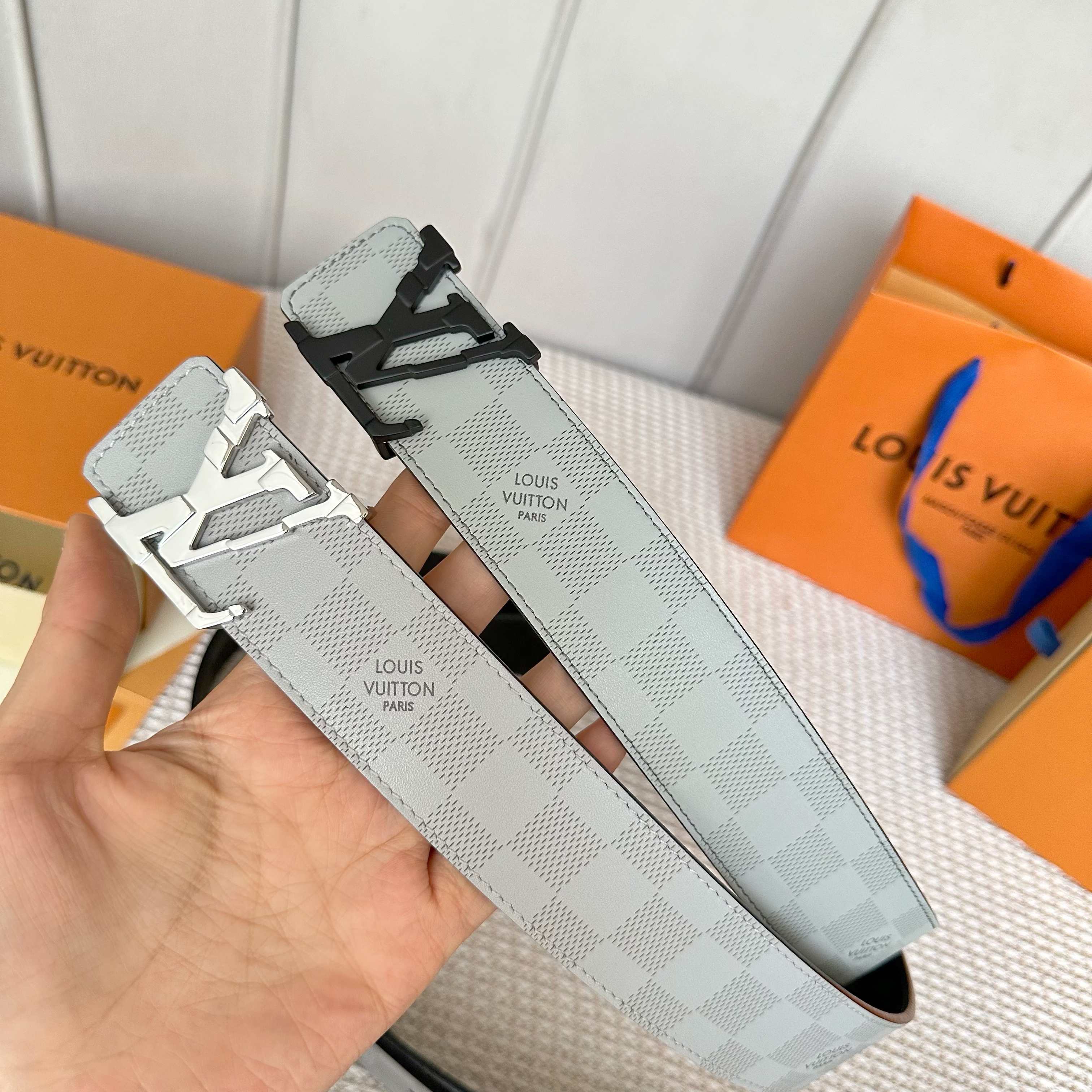 ルイ・ヴィトン P：255 原版包裝＋1.0 小牛皮ベルト