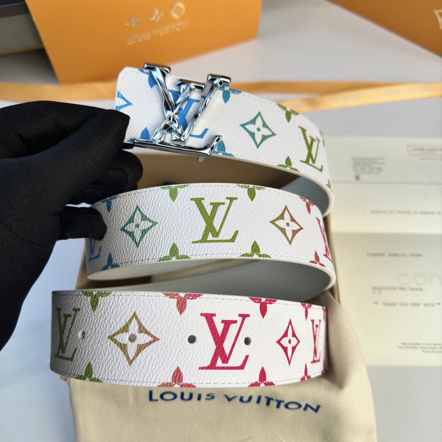 LOUIS VUITTON P:255 ベルト - カスタム帆布と高級レザーのコンビ