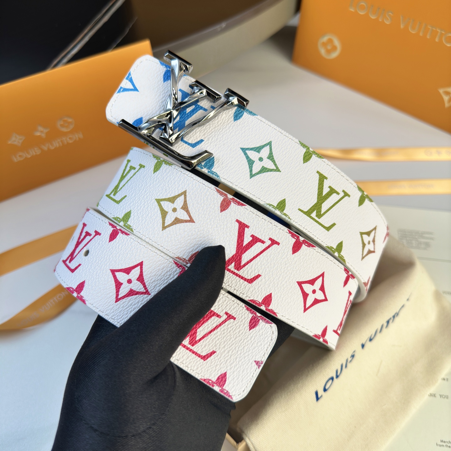 LOUIS VUITTON P:255 ベルト - 40mm 幅、ダブルサイド使用可能