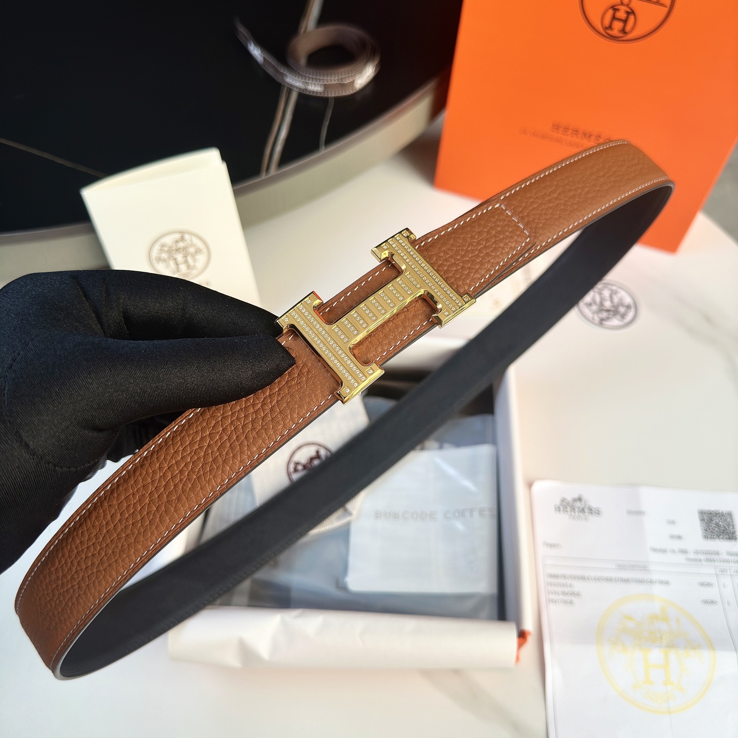 Luxury HermeS P426 P.O.S. Men’s Belt: 32mm Original Togo Leather with Gold Diamond Button - 图片 7