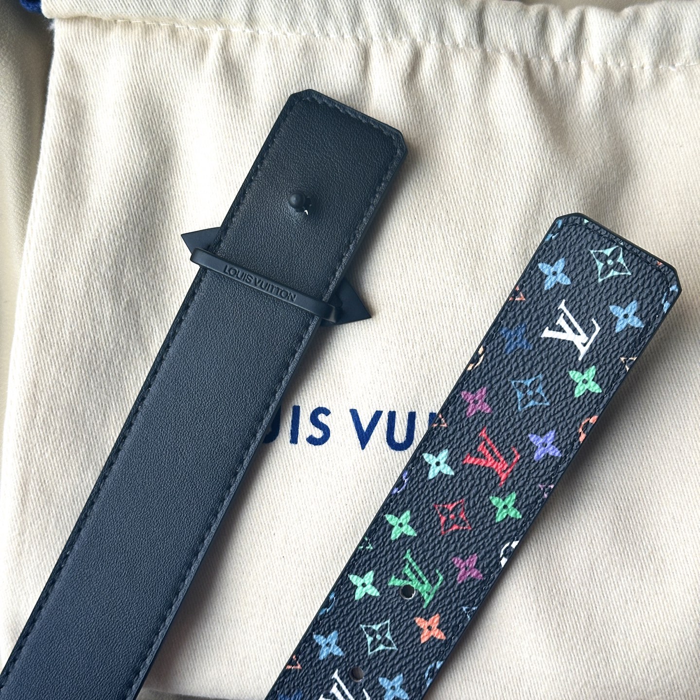 Ms. Louis Vuitton’s 30mm Wide Classic Bouquet Floor with New Gold Accents - 图片 7