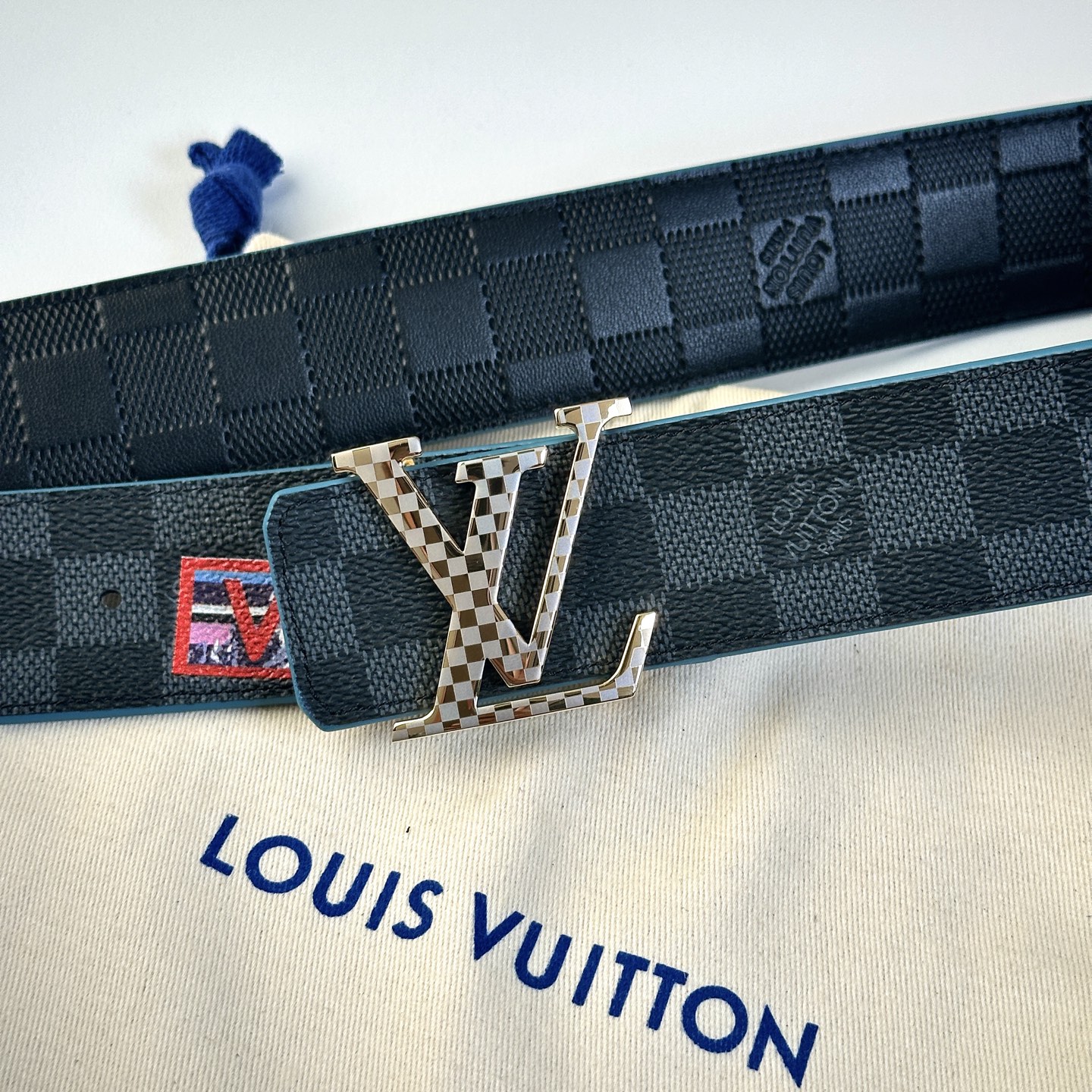 
       L0UIS VUITT0N 今季新品 驢家原單腰帶 寬度40毫米 定制帆布面內襯進口小牛