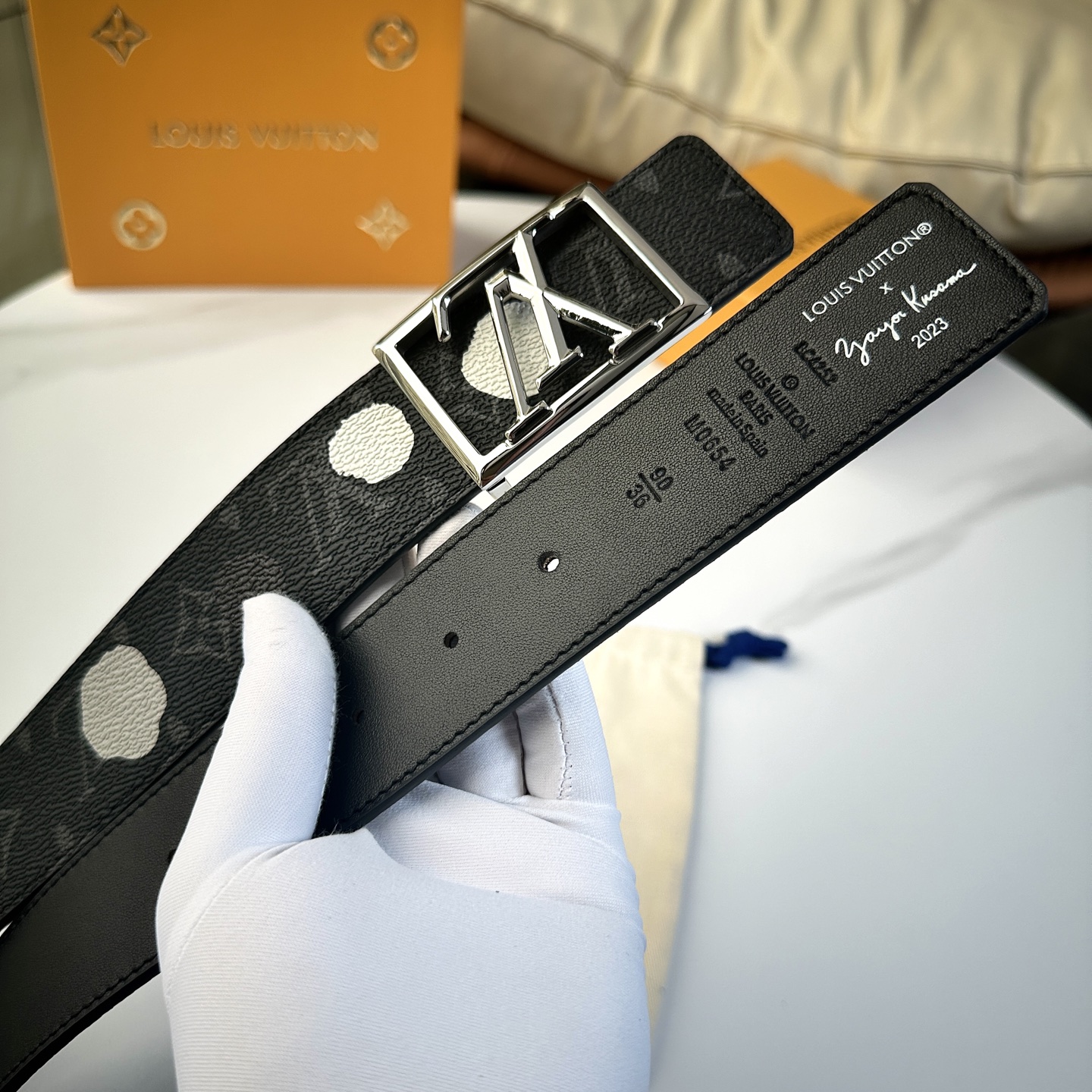 
       L0UIS VUITT0N 今季新品 驢家原單腰帶 寬度40毫米 定制帆布面內襯進口小牛