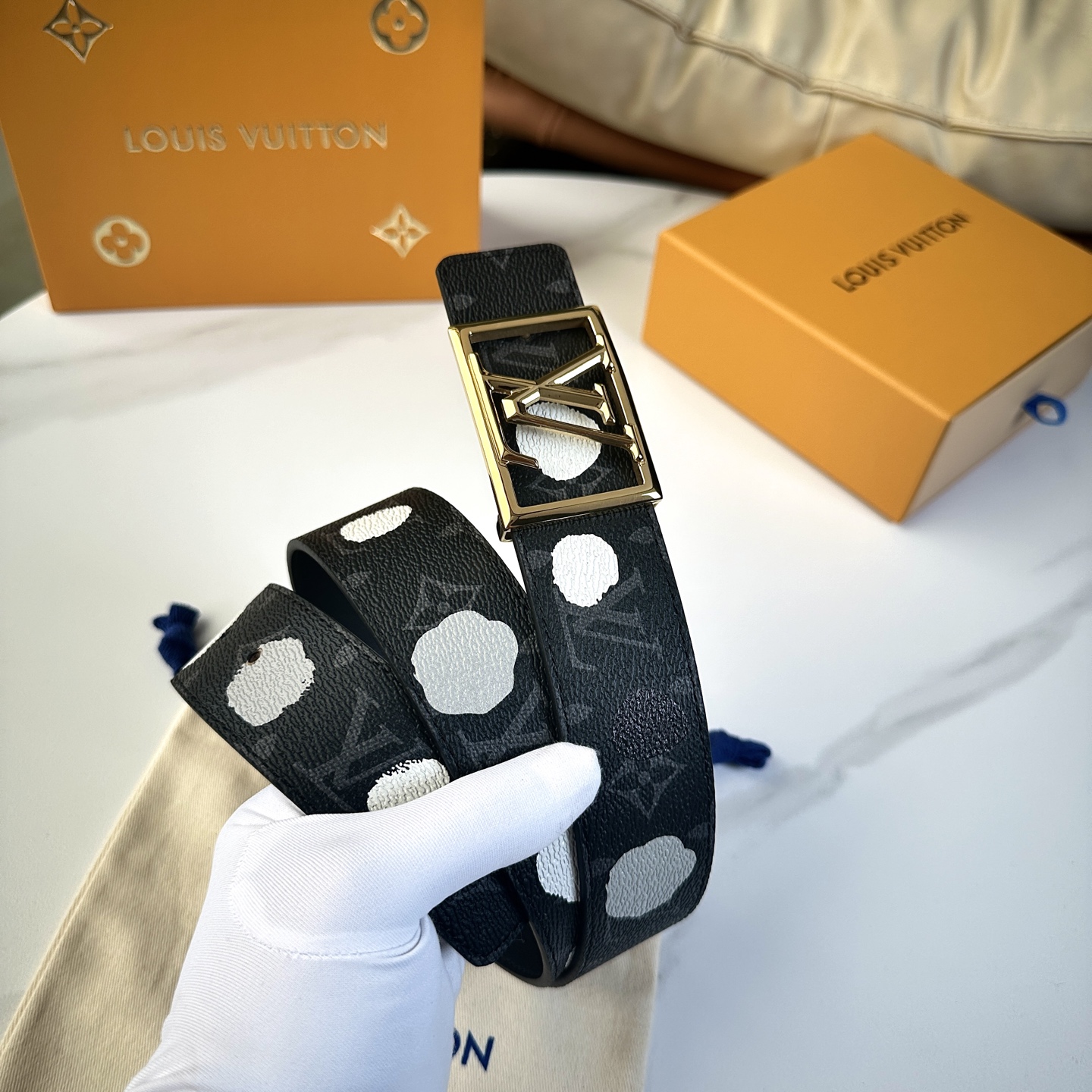 
       L0UIS VUITT0N 今季新品 驢家原單腰帶 寬度40毫米 定制帆布面內襯進口小牛