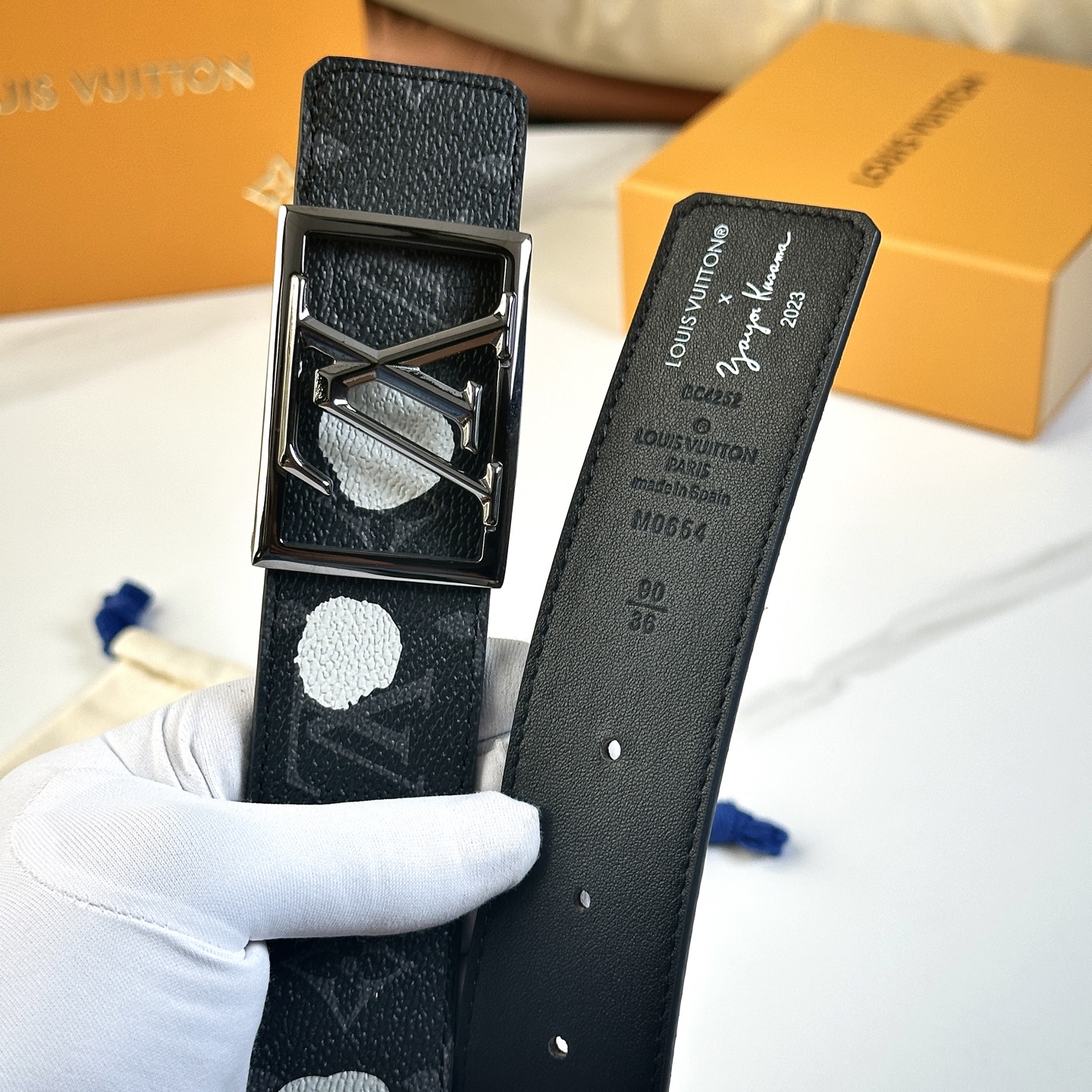 
       L0UIS VUITT0N 今季新品 驢家原單腰帶 寬度40毫米 定制帆布面內襯進口小牛