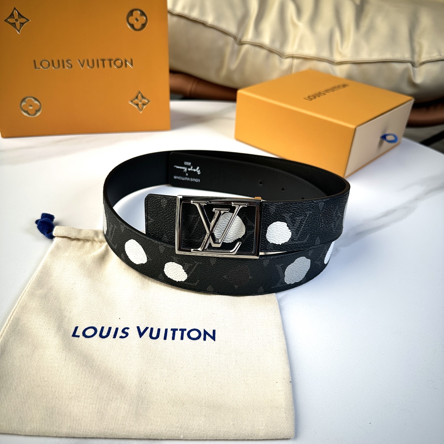 
       L0UIS VUITT0N 今季新品 驢家原單腰帶 寬度40毫米 定制帆布面內襯進口小牛