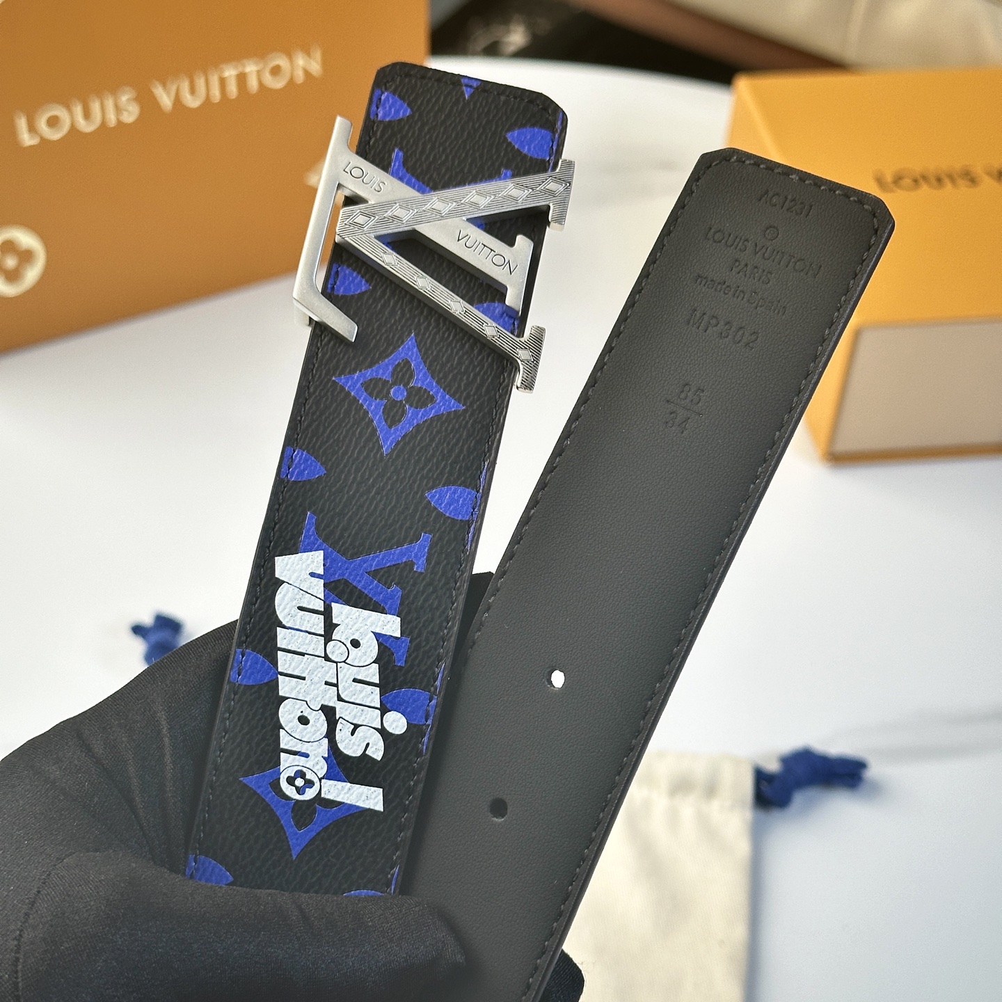 
       L0UIS VUITT0N 今季新品 驢家原單腰帶 寬度40毫米 定制帆布面內襯進口小牛