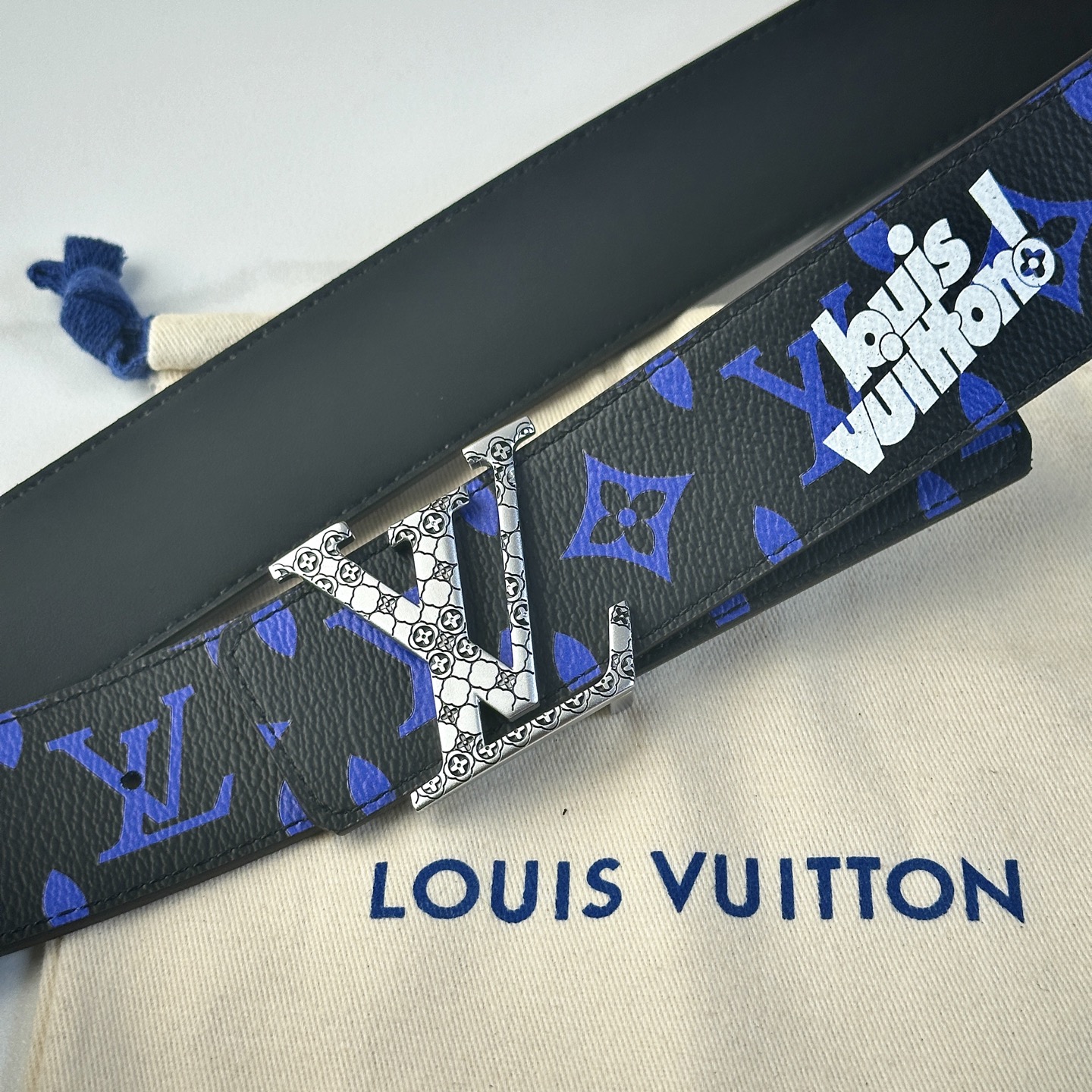 
       L0UIS VUITT0N 今季新品 驢家原單腰帶 寬度40毫米 定制帆布面內襯進口小牛