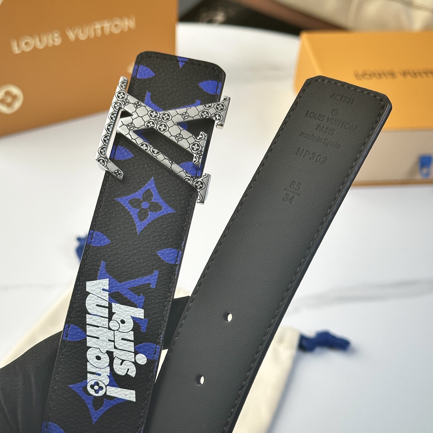
       L0UIS VUITT0N 今季新品 驢家原單腰帶 寬度40毫米 定制帆布面內襯進口小牛