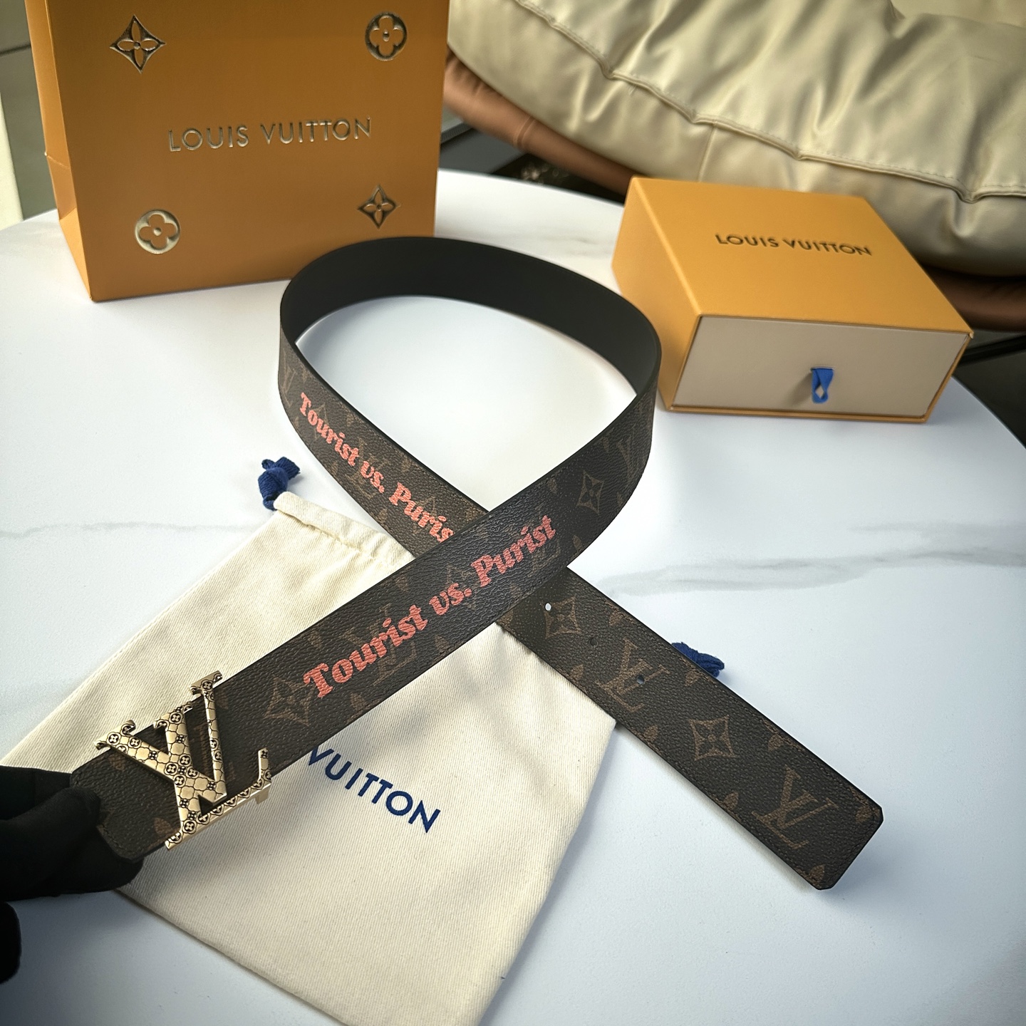 
       L0UIS VUITT0N 今季新品 驢家原單腰帶 寬度40毫米 定制帆布面內襯進口小牛
