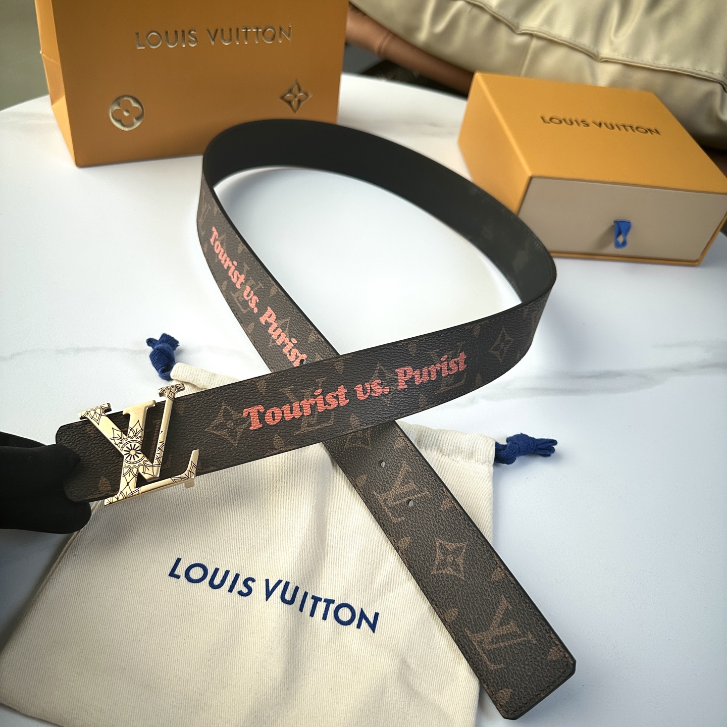 
       L0UIS VUITT0N 今季新品 驢家原單腰帶 寬度40毫米 定制帆布面內襯進口小牛