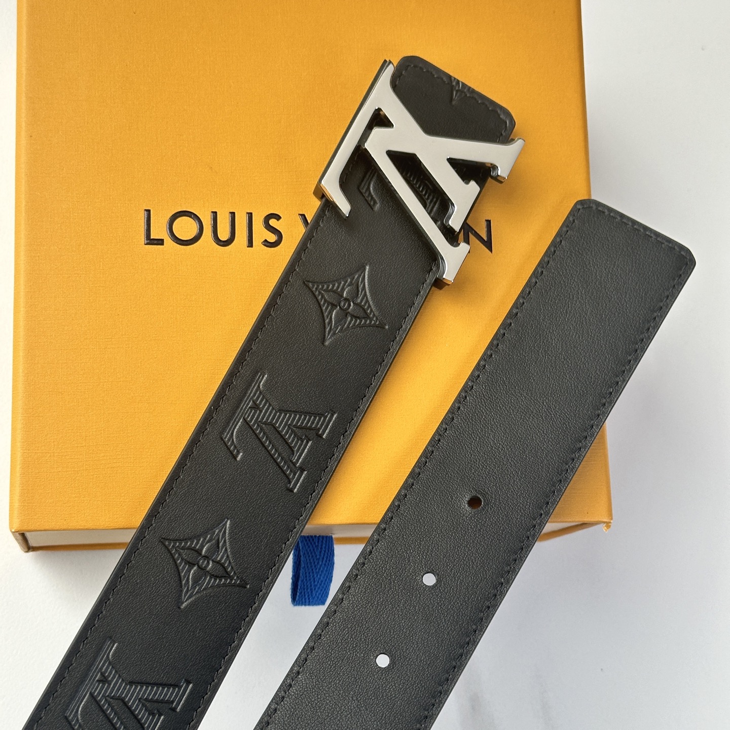 LV Style Beige Leather Men's Belts Men's Belts Men's Belt detail image 6 from source 766532