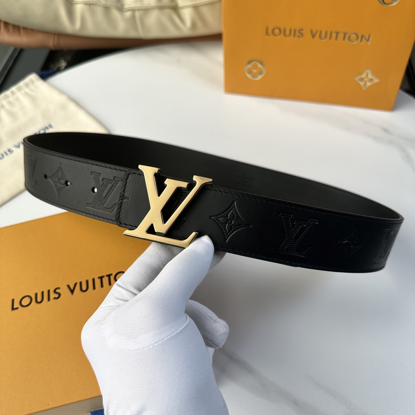 LV Style Beige Leather Men's Belts Men's Belts Men's Belt detail image 5 from source 766533