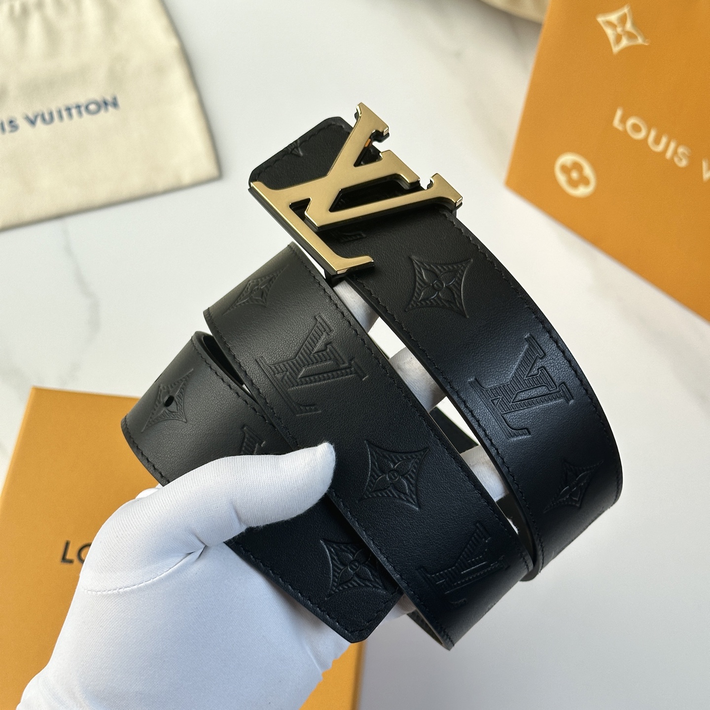 LV Style Beige Leather Men's Belts Men's Belts Men's Belt detail image 3 from source 766533