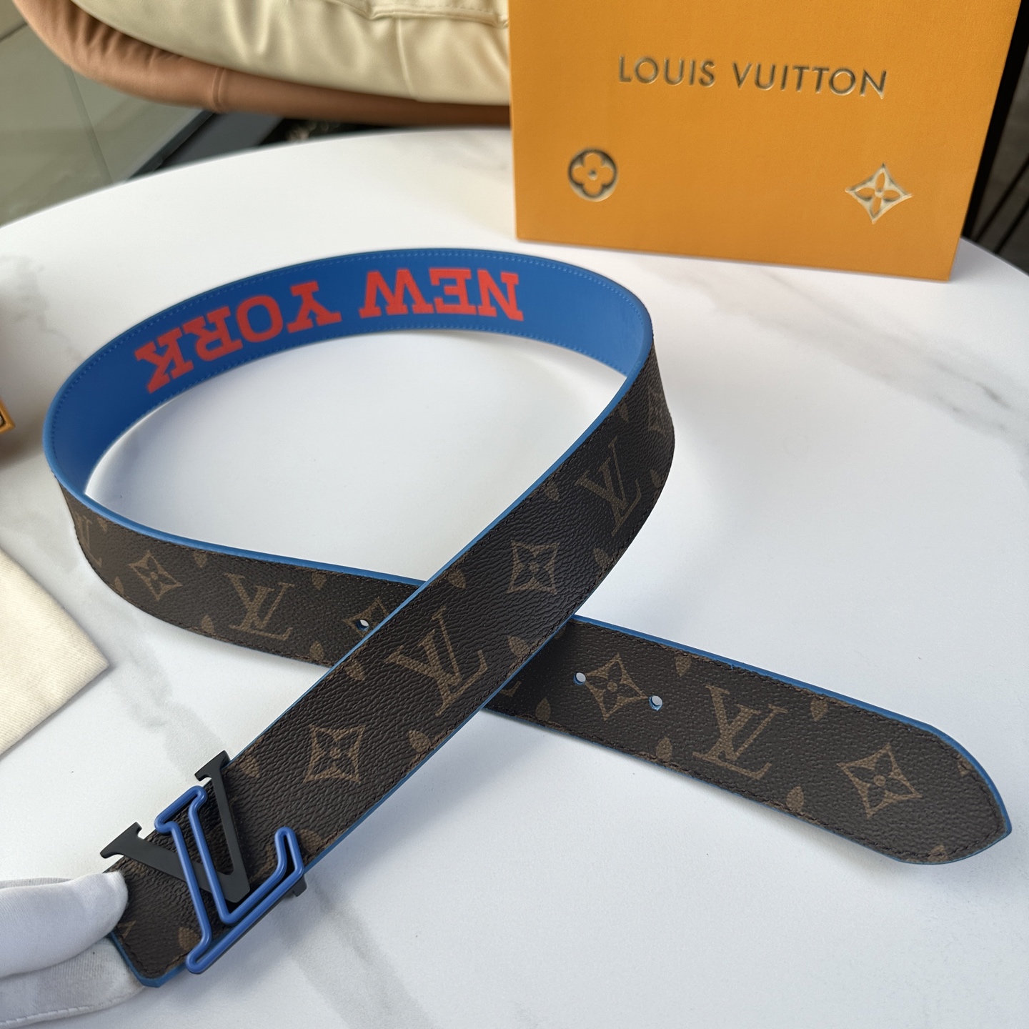 
         L0UIS VUITT0N 專櫃最新升級版本 寬度40毫米 精湛工藝定制帆布面料襯托
