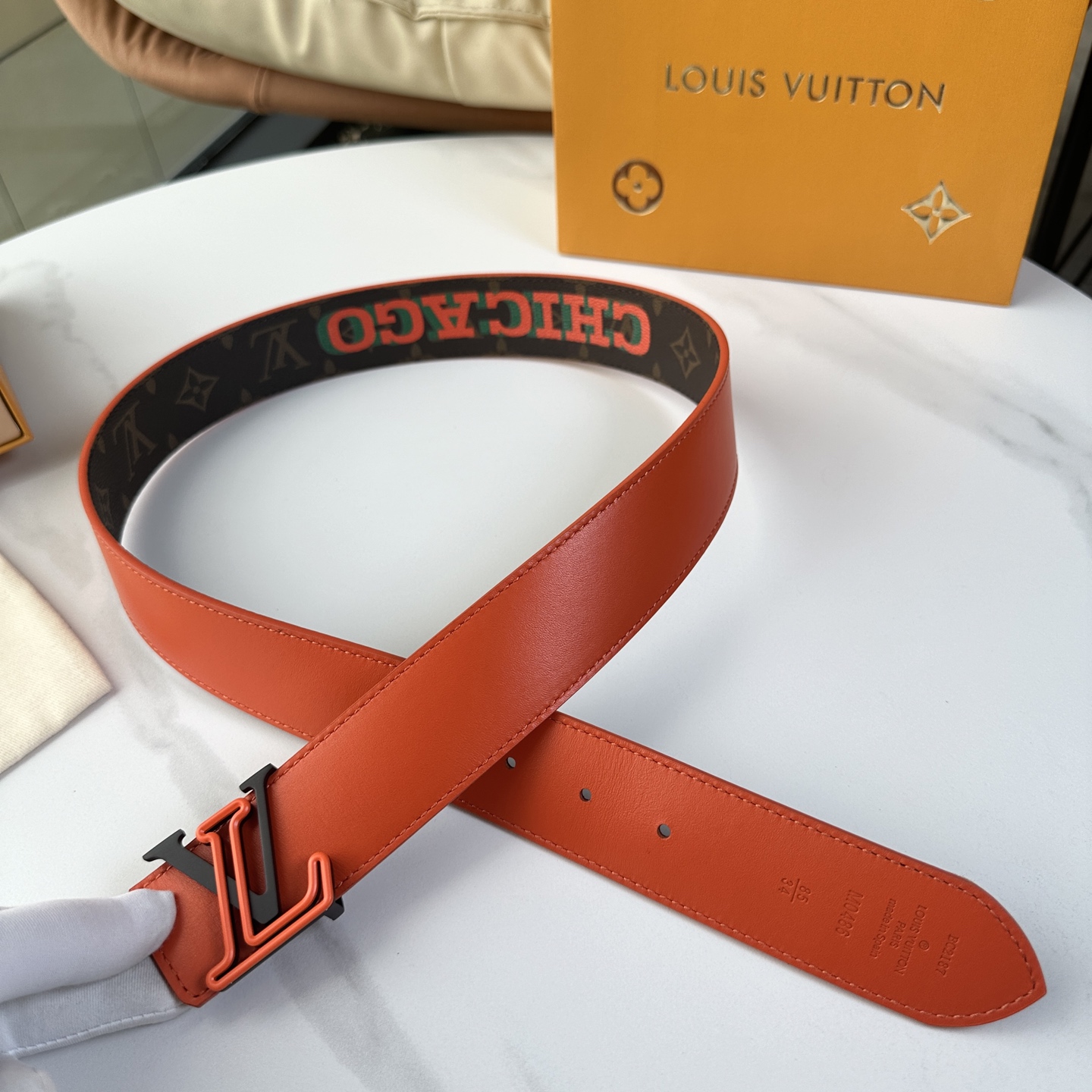 
         L0UIS VUITT0N 專櫃最新升級版本 寬度40毫米 精湛工藝定制帆布面料襯托