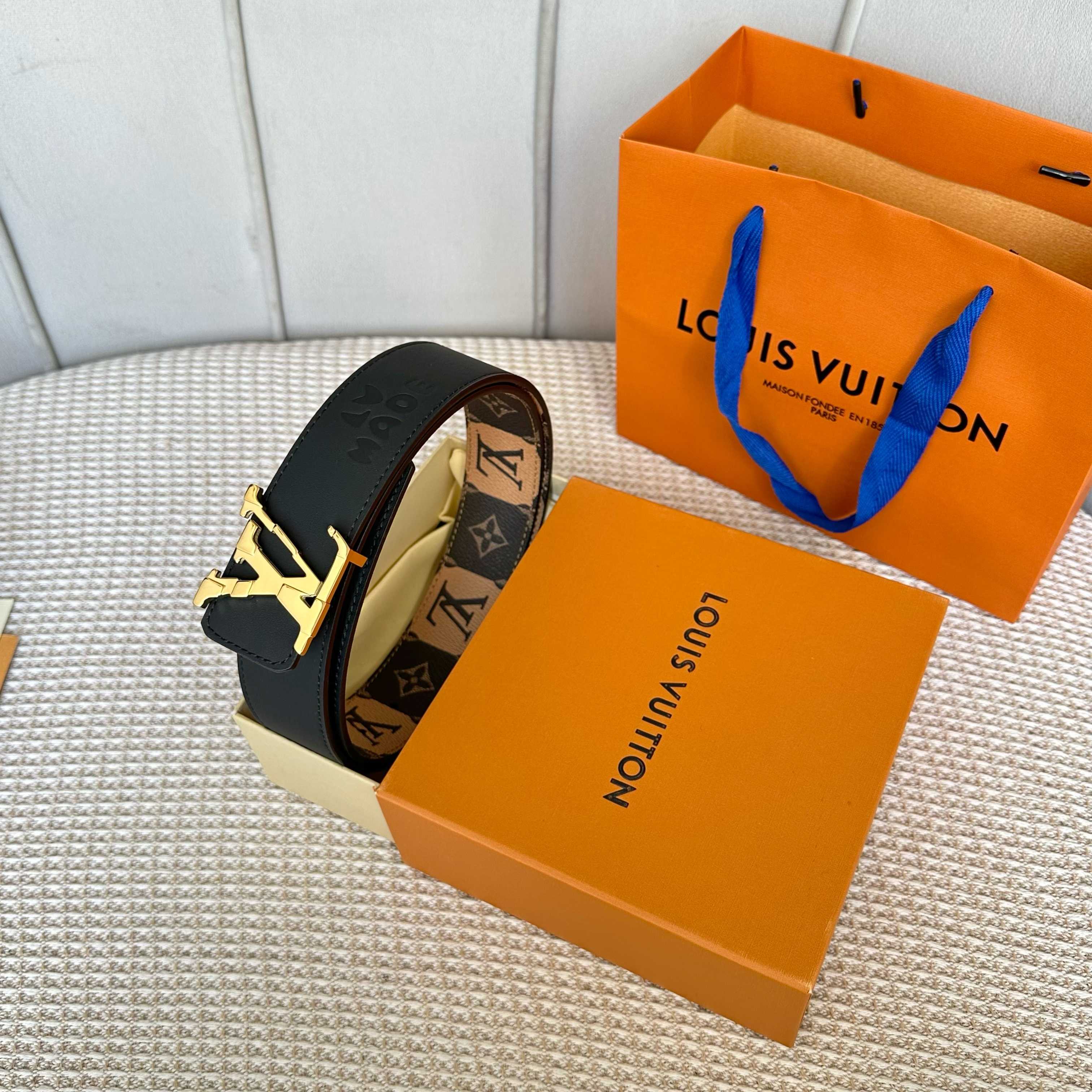 
         L0UIS VUITT0N 專櫃最新升級版本 寬度40毫米 精湛工藝定制帆布面料襯托