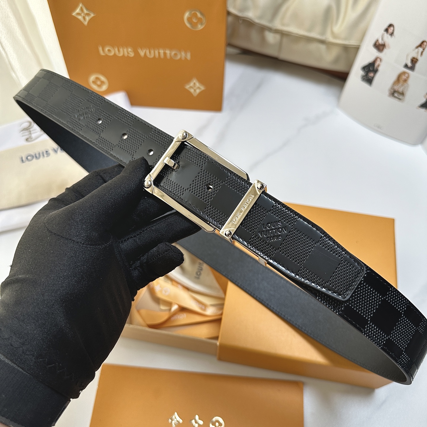 L驢家今季新品 男士原單腰帶 寬度35毫米 經典雙面牛皮壓格紋 進口油邊 搭配低調針扣五金 適合沈穩低調