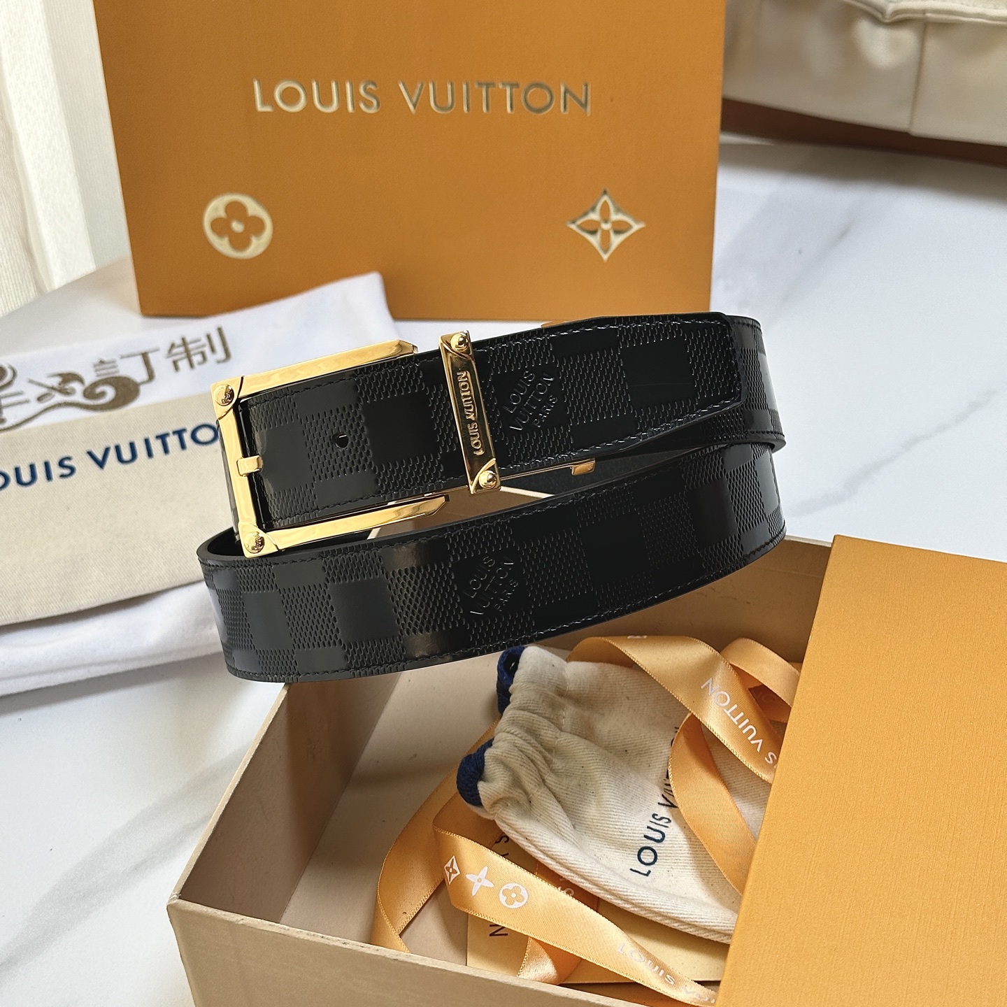 L驢家今季新品 男士原單腰帶 寬度35毫米 經典雙面牛皮壓格紋 進口油邊 搭配低調針扣五金 適合沈穩低調