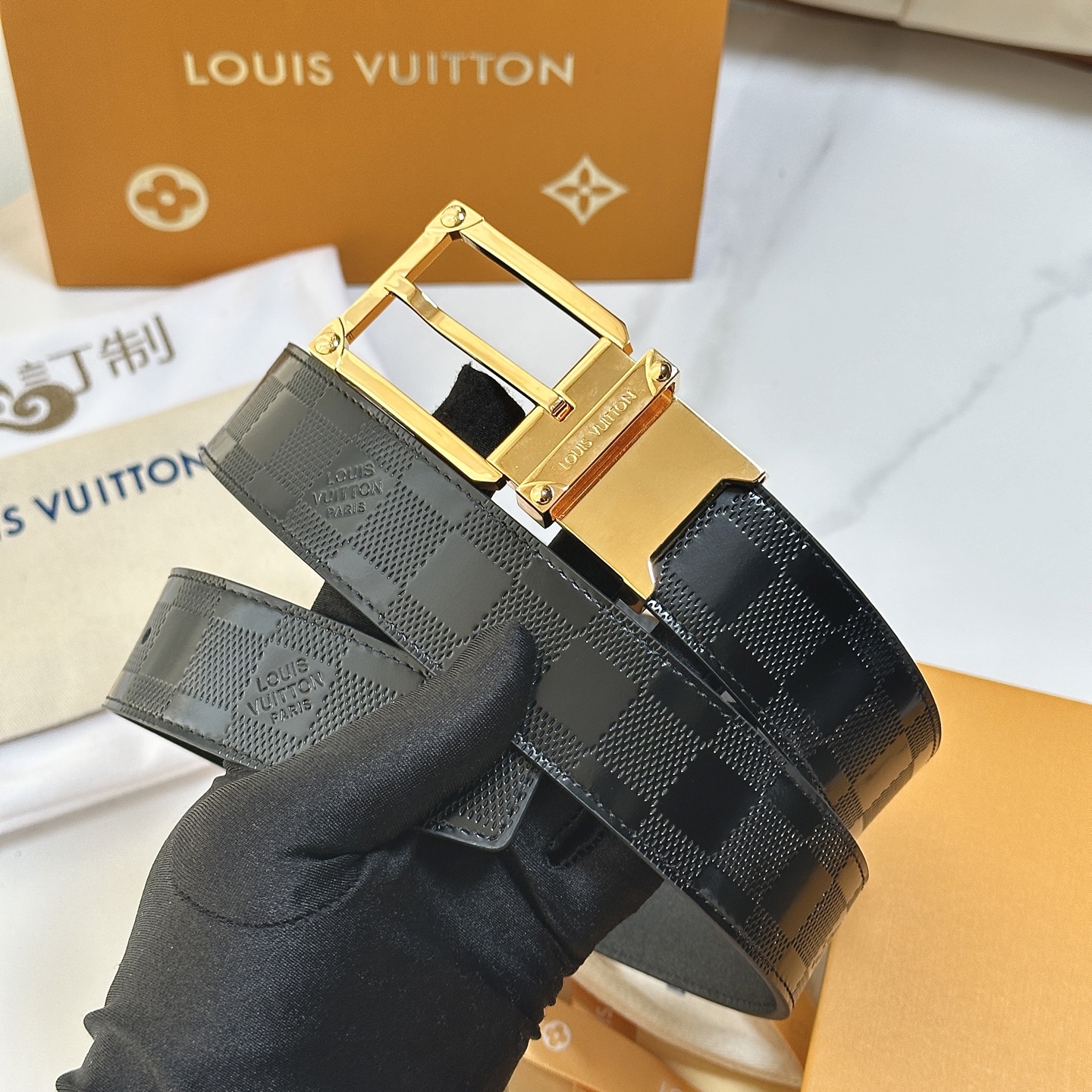 L驢家今季新品 男士原單腰帶 寬度35毫米 經典雙面牛皮壓格紋 進口油邊 搭配低調針扣五金 適合沈穩低調
