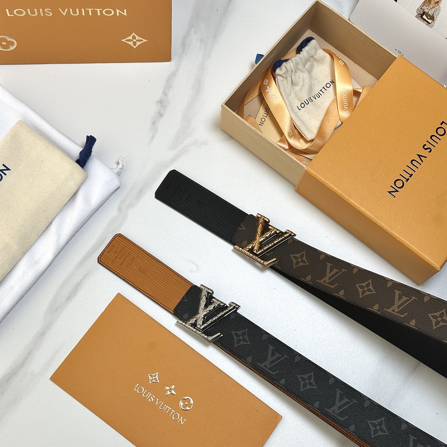 L驢家專櫃最新版本 寬度40毫米 皮帶面採用定制帆布面料 原廠進口頭層水波紋皮底 手感極佳 配置經新型字