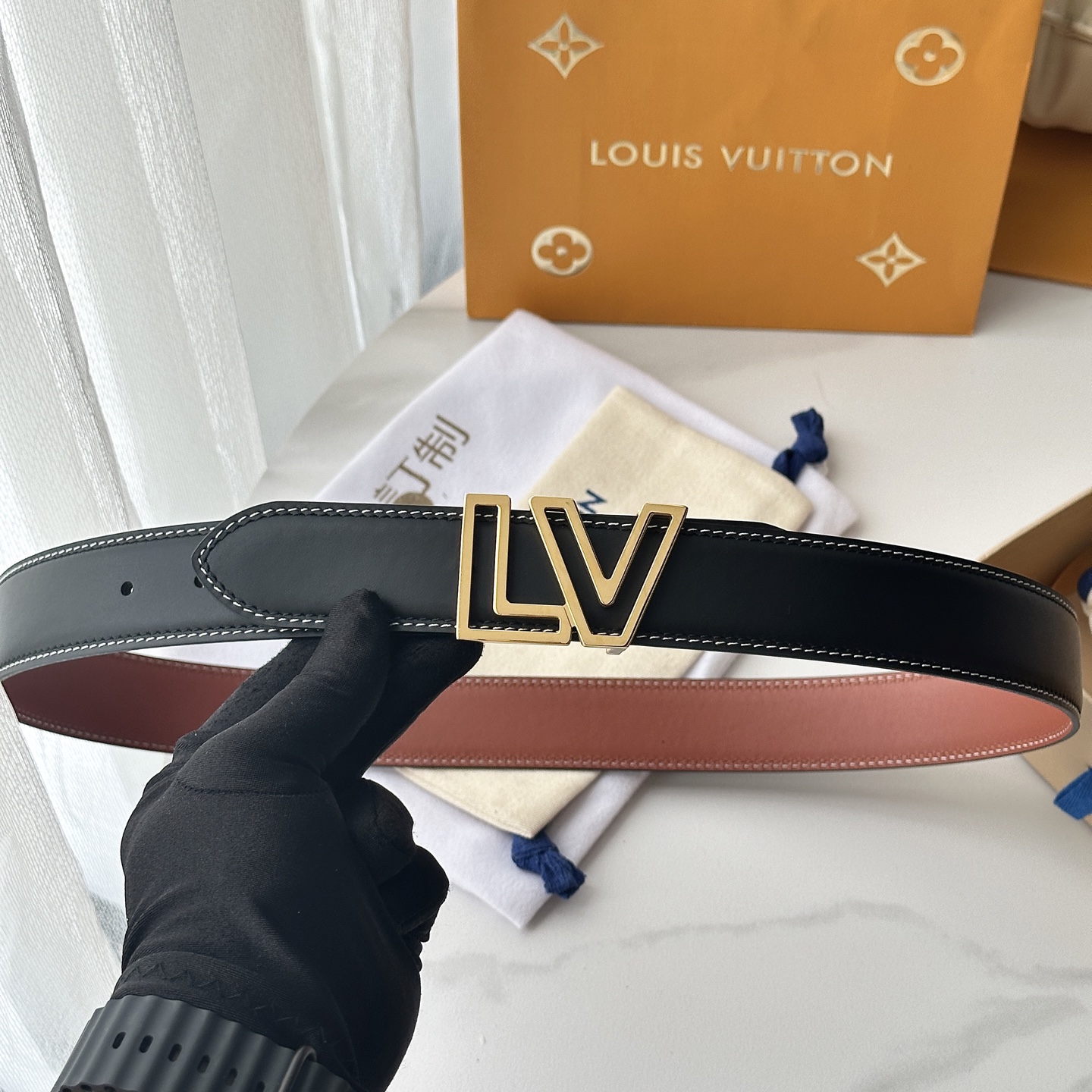 L0UIS VUITT0N 今季新品 男士原單腰帶 寬度35毫米 雙面頭層小牛皮車雙線工藝 搭配新款31