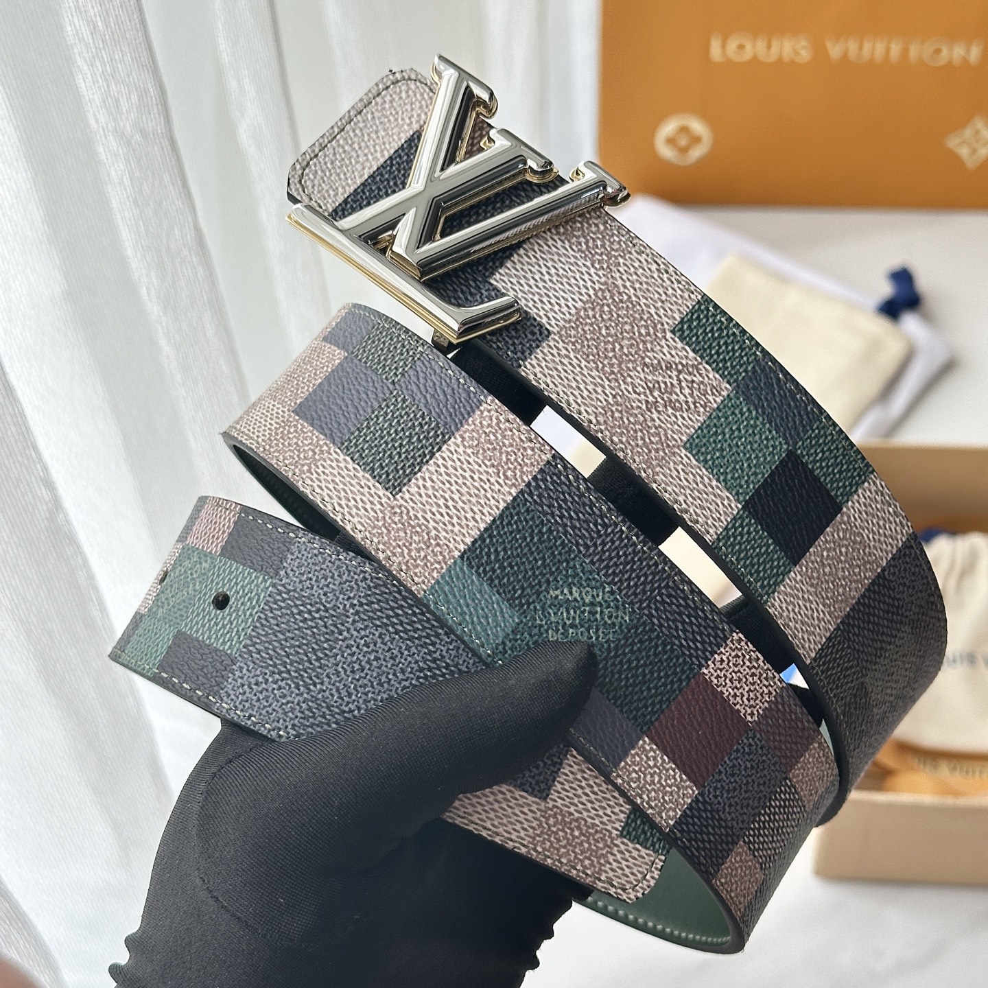 （原版L0UIS VUITT0N 專櫃最新升級版本 寬度40毫米 全新訂制帆布搭配最新進口原廠皮底 配置