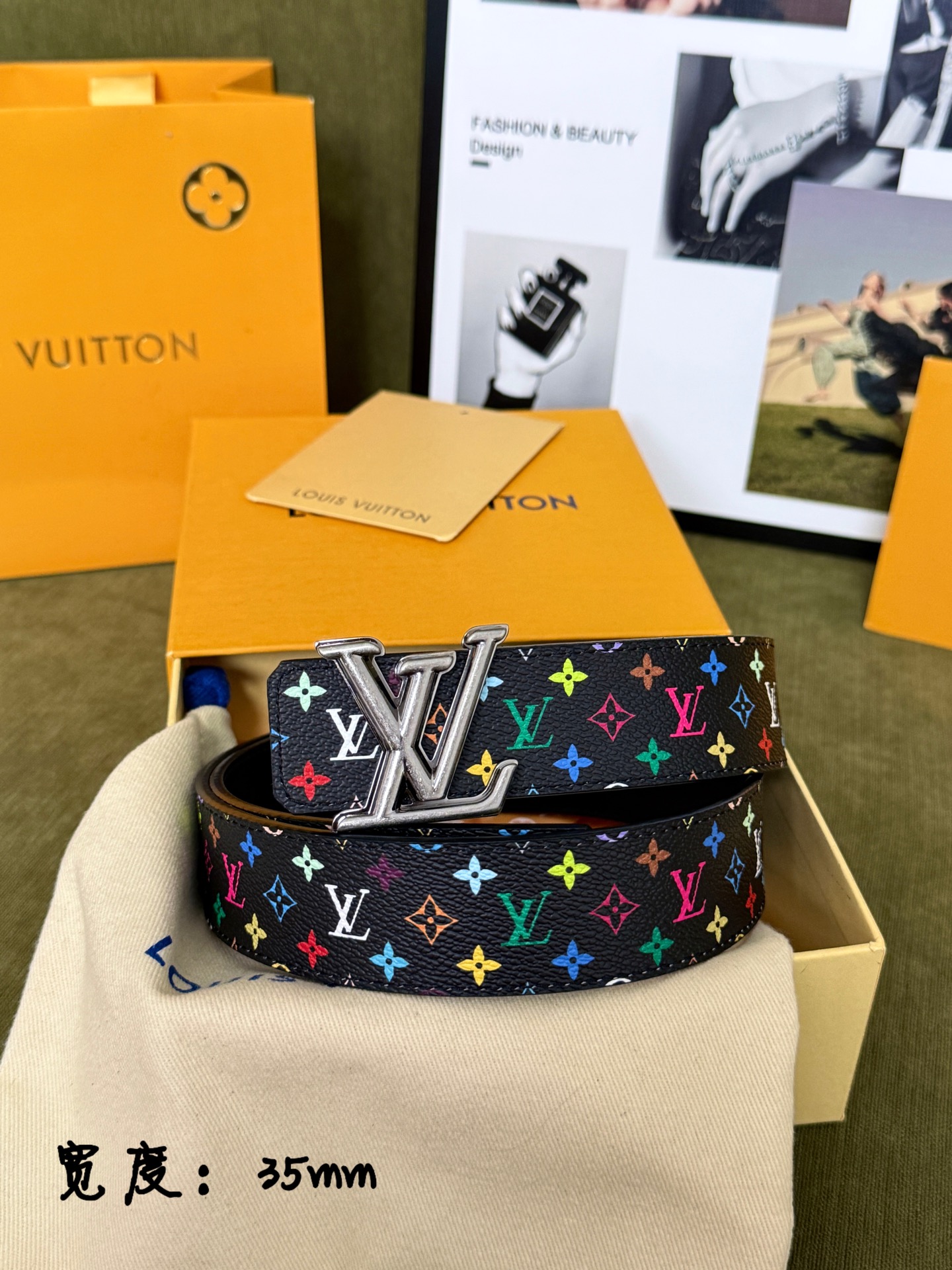 NO:924868,Original order LV black background colorful antique silver LV buckle belt｜35mm standard width original color printed coated canvas with delicate and smooth black leather lining, full texture retro silver three-dimensional LV metal buckle, personalized contrasting color with a trendy and energetic atmosphere, belt, louis vuitton19860909原单 LV黑底彩花古银LV扣皮带｜35mm标准宽度  原厂彩色印花涂层帆布,搭配细腻柔滑黑皮内里, 质感十足 复古银立体 LV金属扣,个性撞色自带潮流活力气息,皮带,louis vuitton,Belt