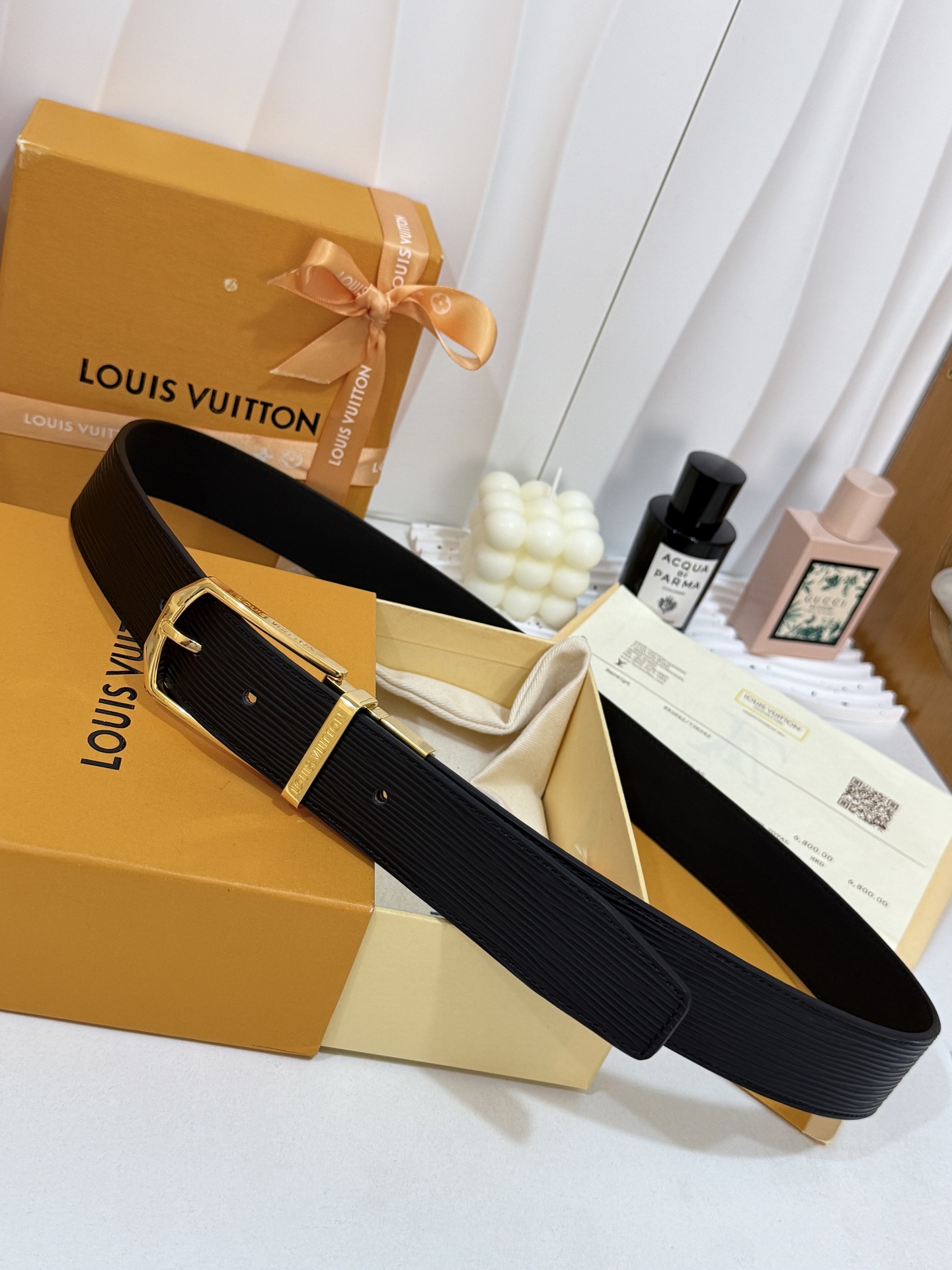 LV水波纹针扣皮带｜35mm窄版宽度          原厂立体水波压纹皮料，顺滑细腻柔韧内里，质感拉满、亮金尾夹金属扣