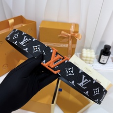 LV黑白满花大logo菱形橙皮带|40mm标准宽度 荔枝粒面耐磨带身,搭配顺滑柔润真皮内里,触感扎实高级, LV黑白满花大logo菱形橙皮带|40mm标准宽度 荔枝粒面耐磨带身,搭配顺滑柔润真皮内里,触感扎实高级,