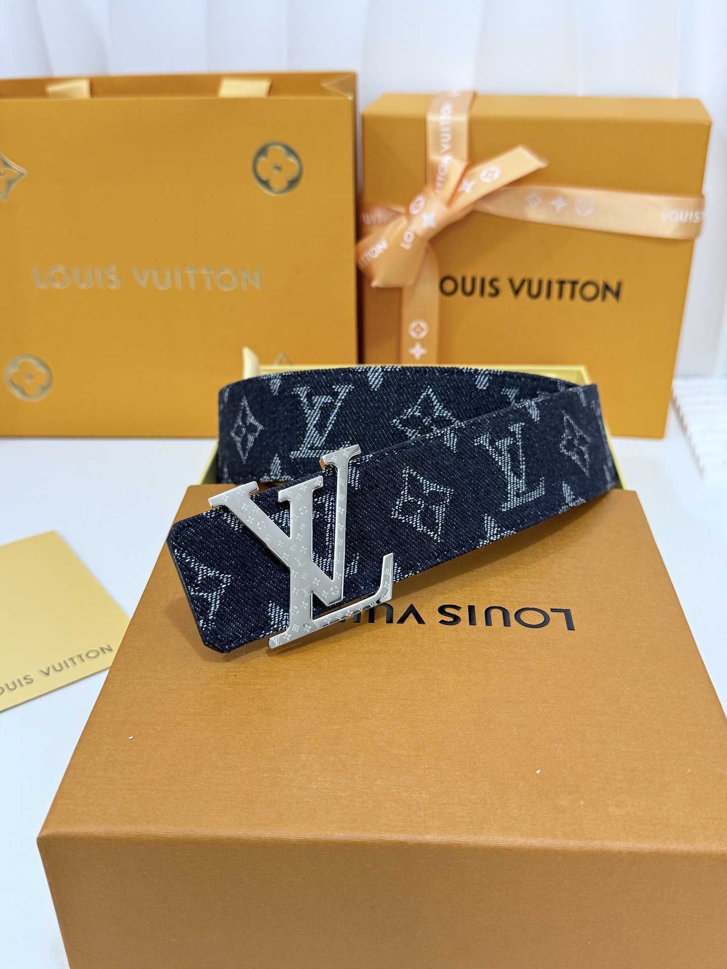 LV 40mm ✨