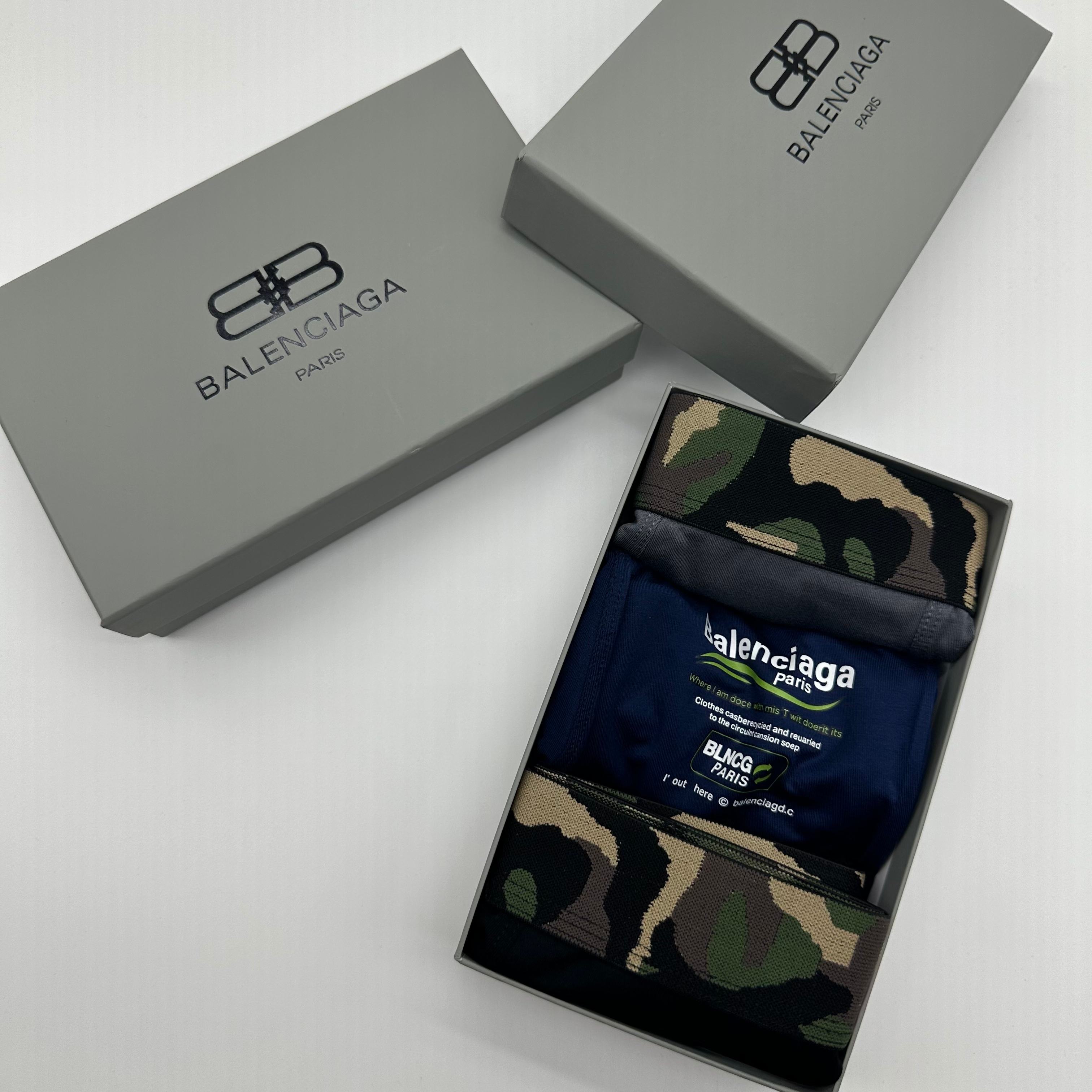 BALENClAGA（巴黎世家） 原单品质，无缝切割工艺 科学配比 丝滑 透气 舒适！有型！ 一点也不紧