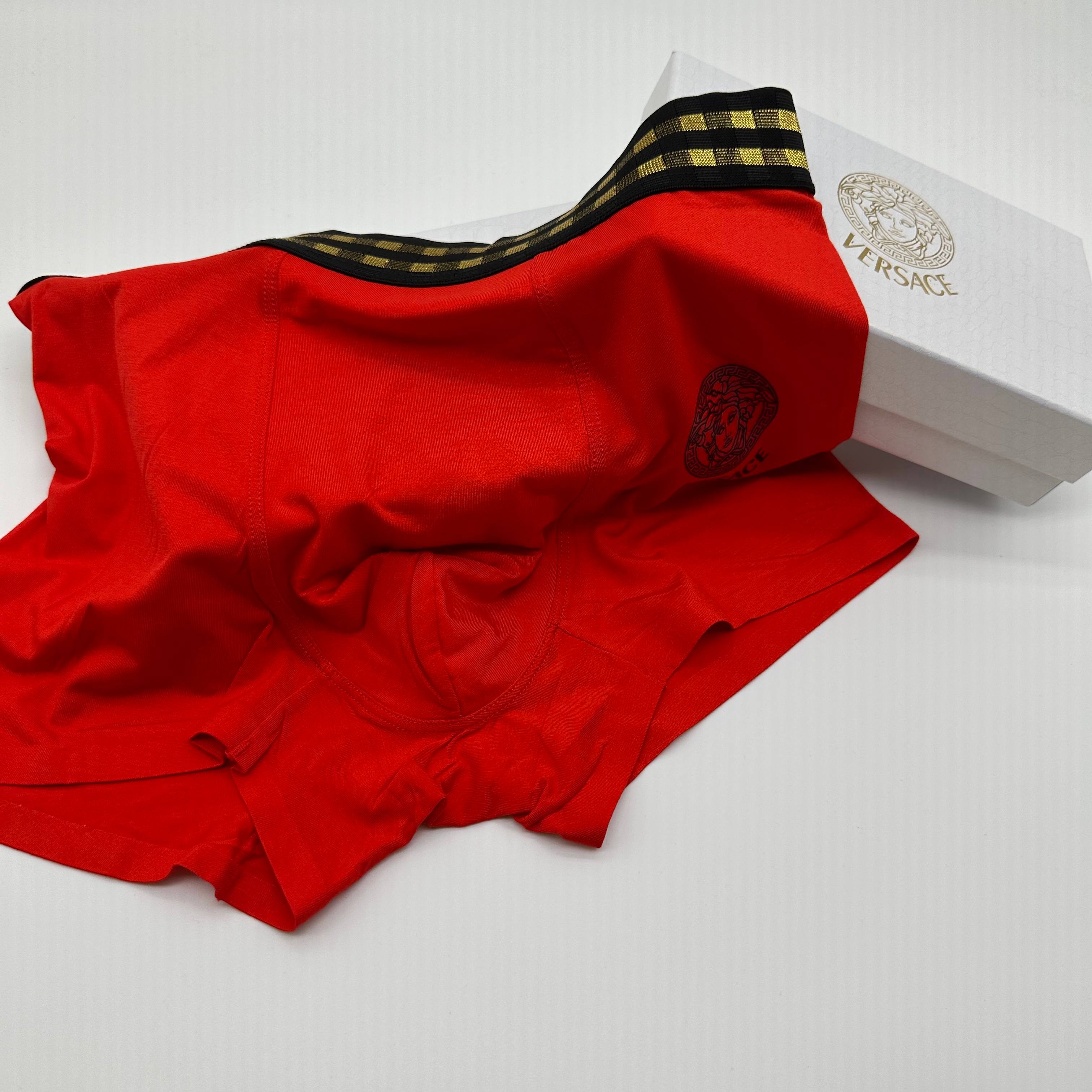 versace 范思哲 最新版红红火火，经典美杜沙系列！时尚男士内裤！精美烫金Logo！外贸国外订单，原