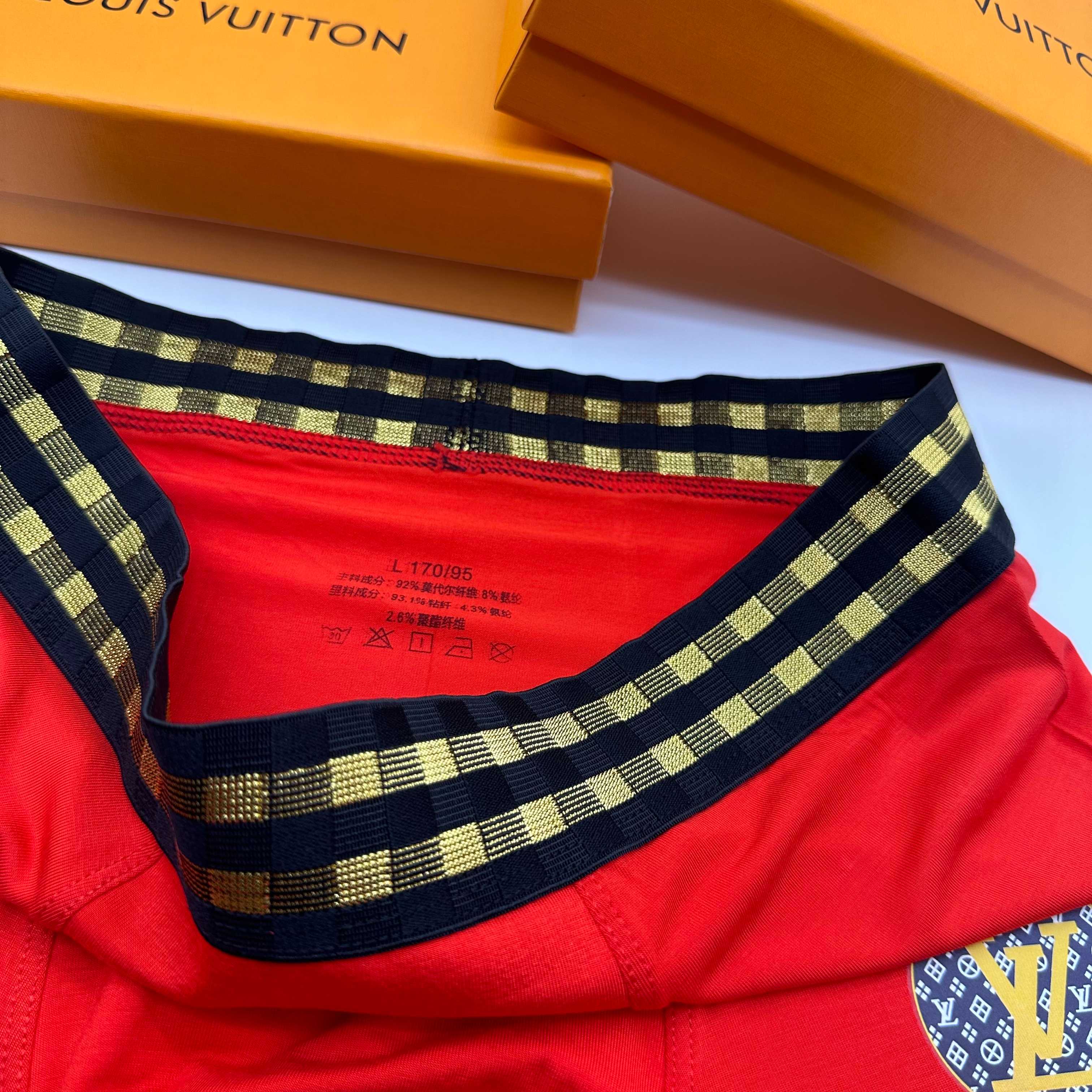红红火火 高品质！送礼自备首选！Louis vuitton LV 经典时尚男士内裤！外贸国外订单，原单品