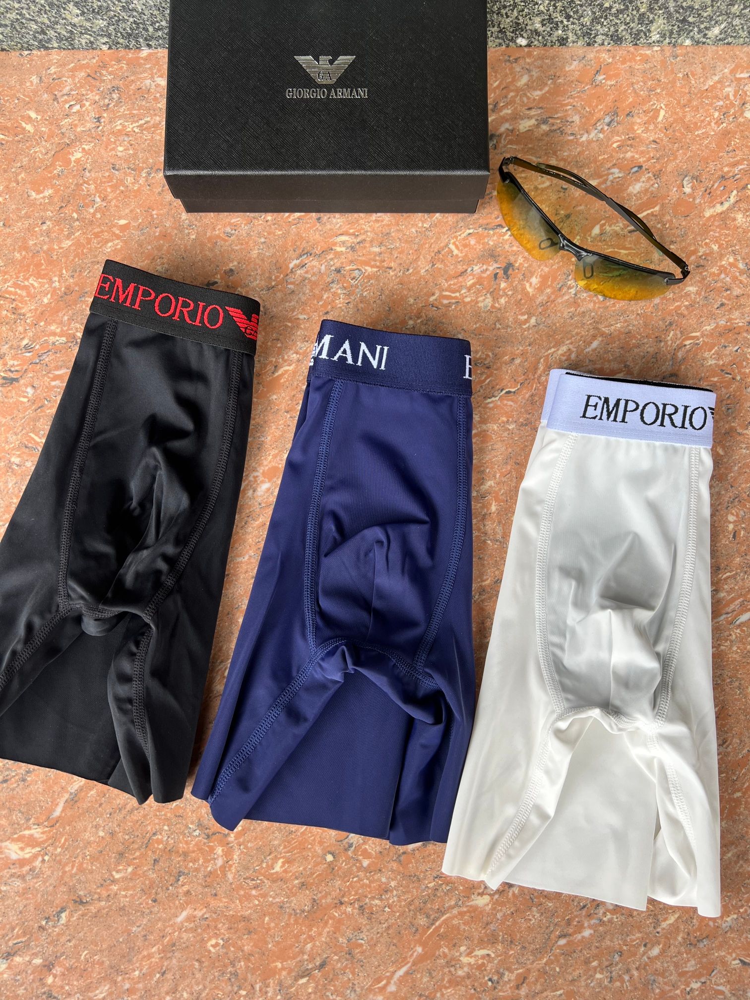 新品长款！armani 阿玛尼！原单品质！精品盒装男士内裤！外贸国外订单，高品质，真丝无痕切割工艺 科学