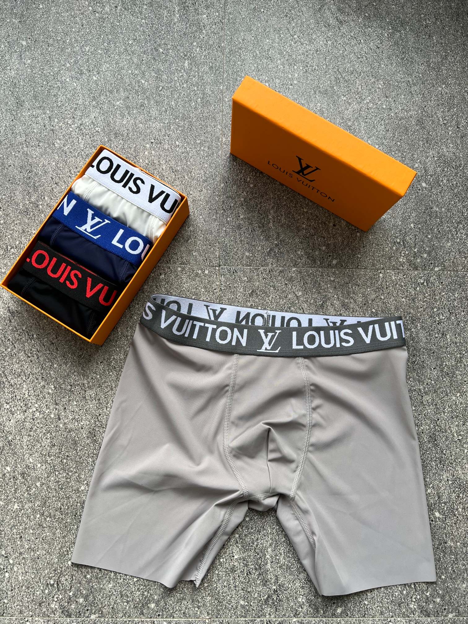 新品长款！！Louis Vuitton原单品质！精品盒装男士内裤！外贸国外订单，高品质，真丝无痕切割工艺