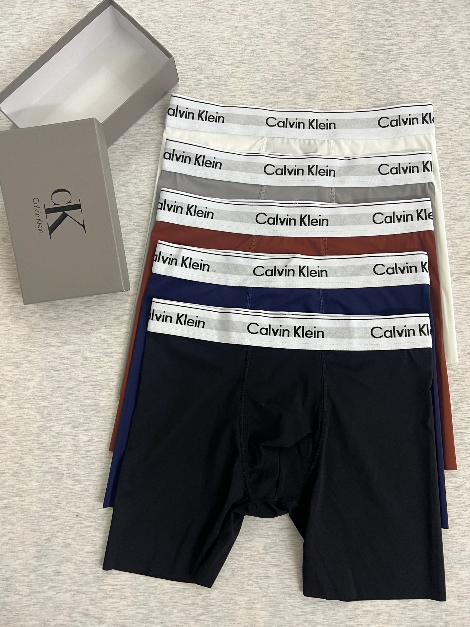 新品长款！Calvin Klein！原单品质！精品盒装男士内裤！外贸国外订单，高品质，真丝无痕切割工艺 