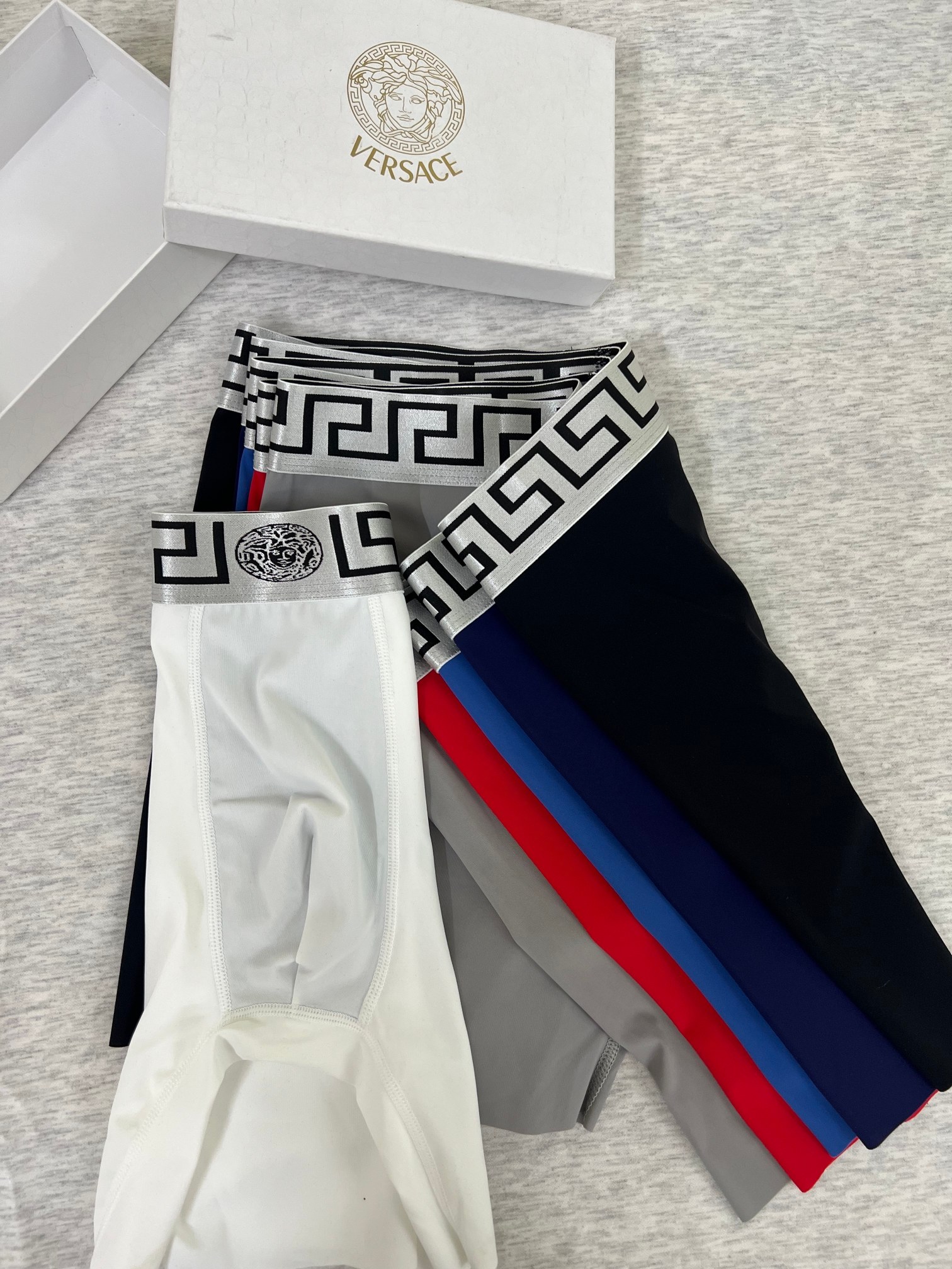 新品长款  范思哲！原单品质！精品盒装男士内裤！外贸国外订单，高品质，真丝无痕切割工艺 科学配比 丝滑 