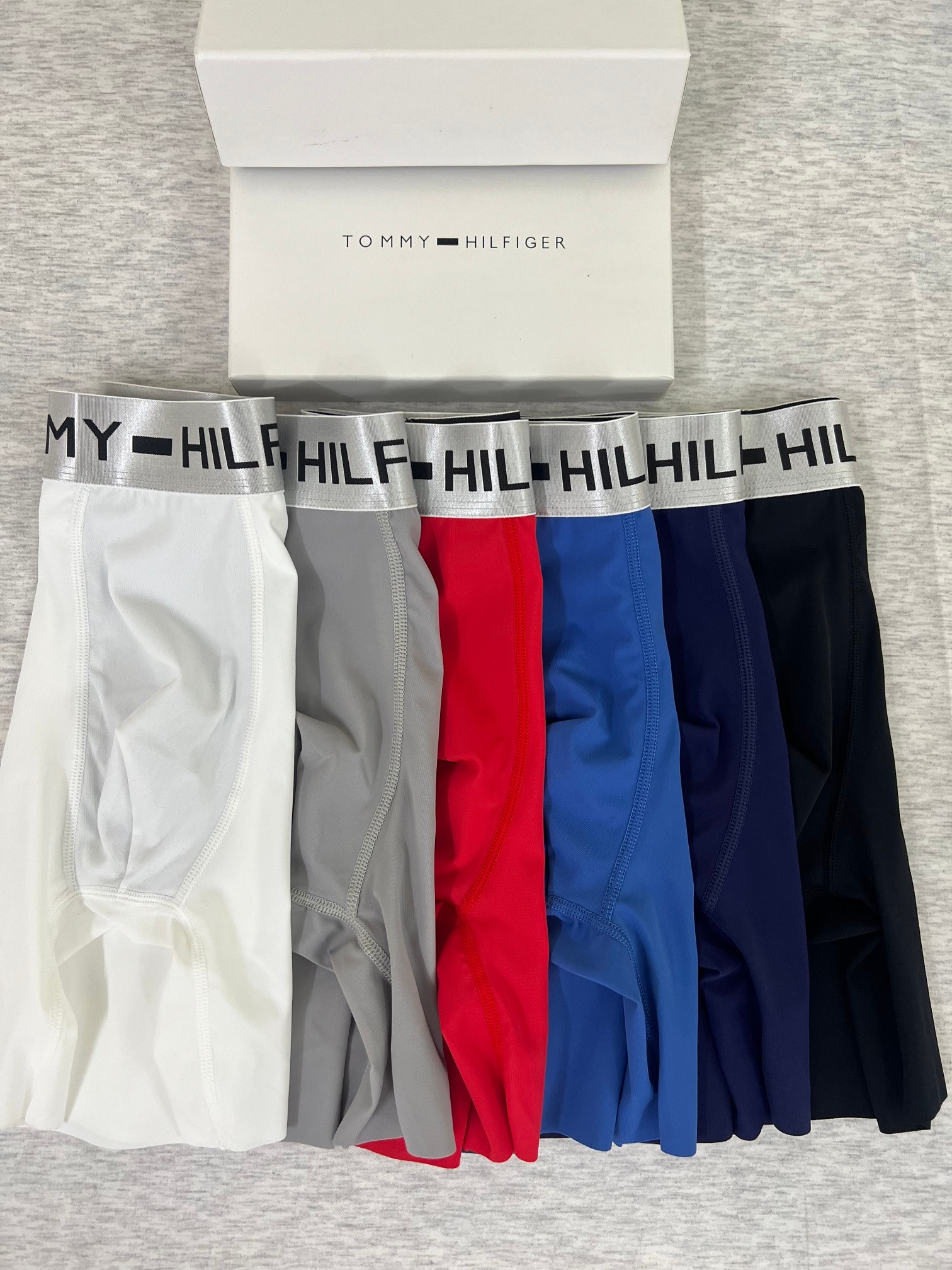新品长款  ！TOMMY-HILFIGER原单品质！精品盒装男士内裤！外贸国外订单，高品质，真丝无痕切割
