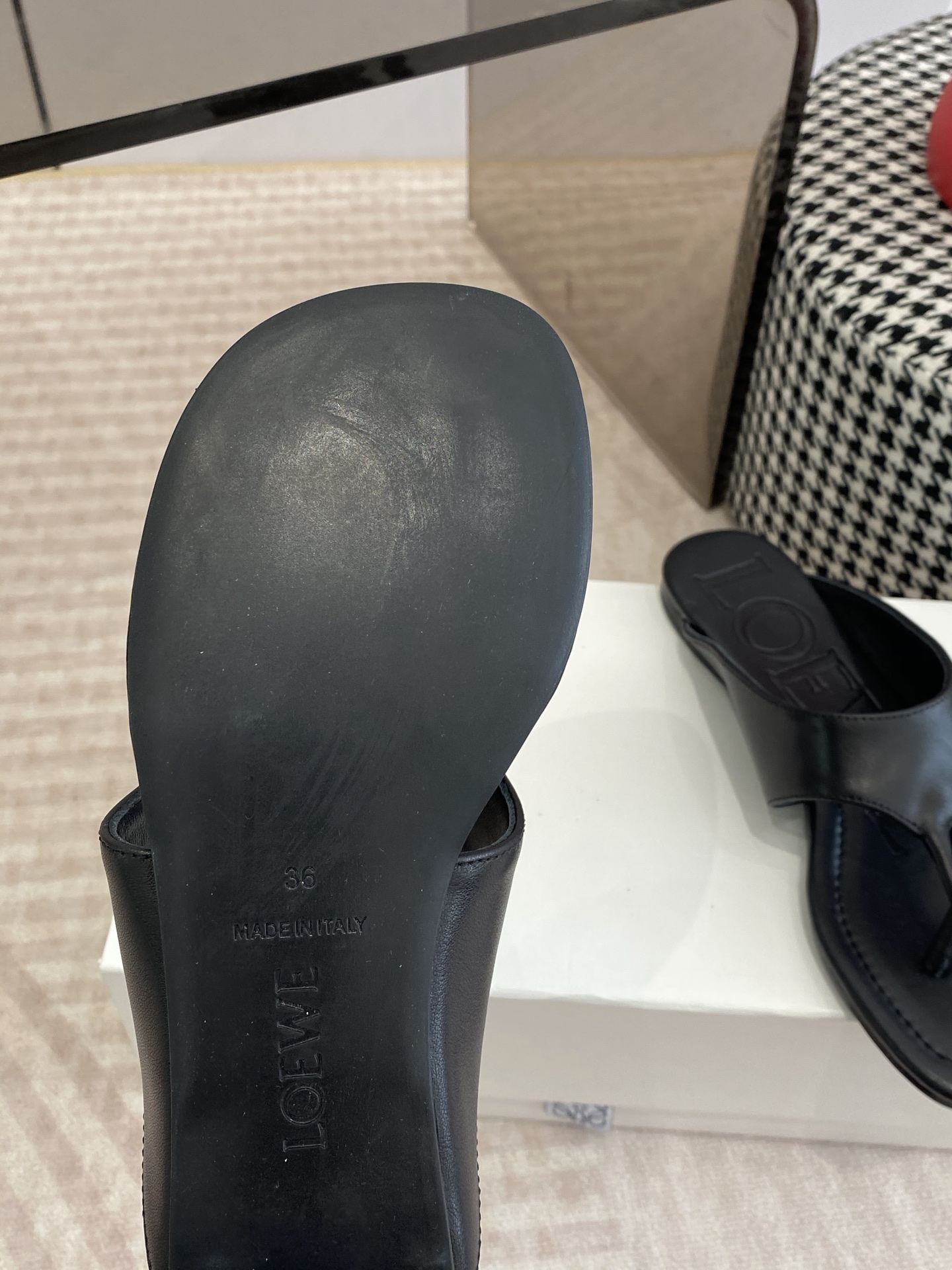 Loewe LOEWE 罗意威 26𝐬𝐬