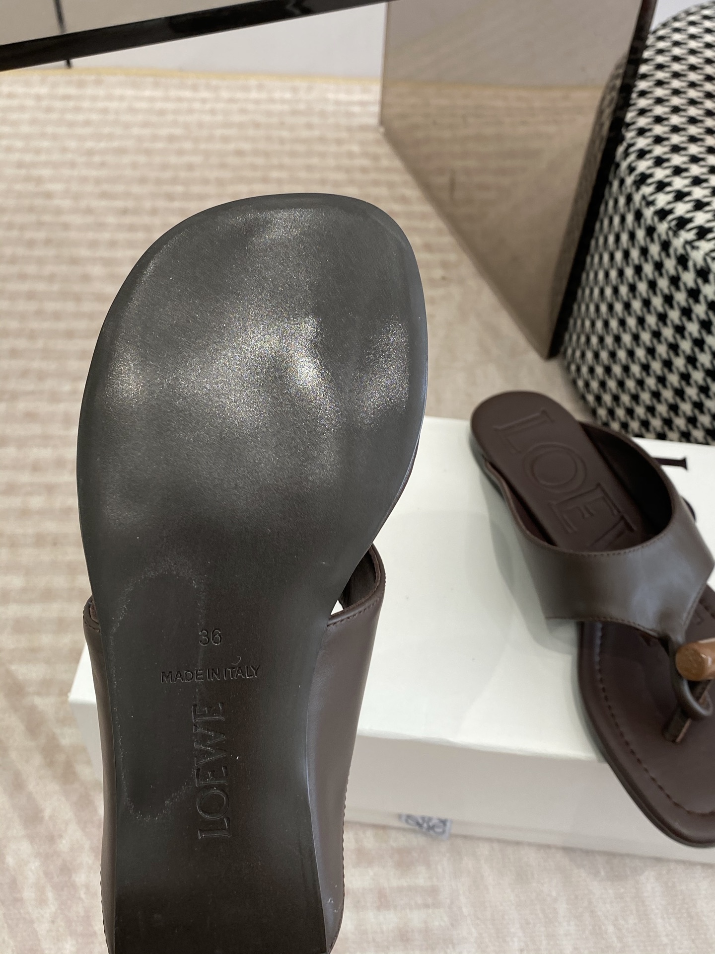 Loewe LOEWE 罗意威 26𝐬𝐬