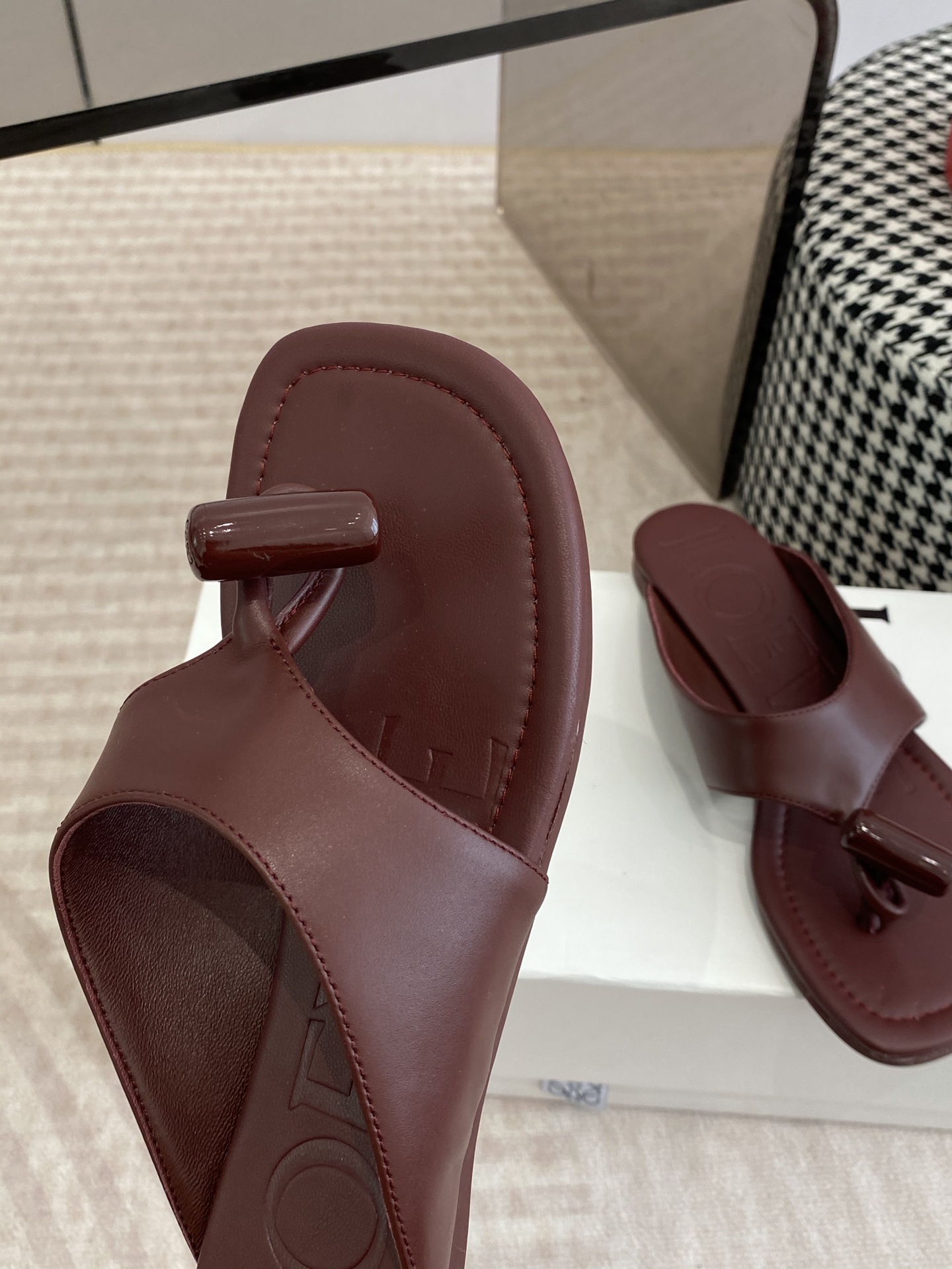 Loewe LOEWE 罗意威 26𝐬𝐬