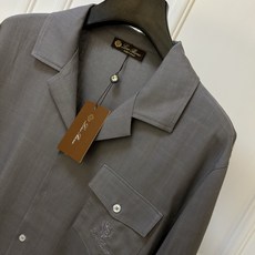 新品 Loro piana麻料套装/套2026ss春夏新品套装Polo短袖+卫裤进口棉麻面料,内里包边走 新品 Loro piana麻料套装/套2026ss春夏新品套装Polo短袖+卫裤进口棉麻面料,内里包边走