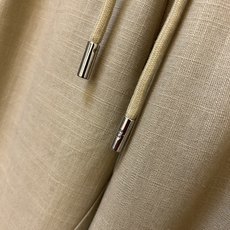 新品 Loro piana麻料套装/套2026ss春夏新品套装Polo短袖+卫裤进口棉麻面料,内里包边走 新品 Loro piana麻料套装/套2026ss春夏新品套装Polo短袖+卫裤进口棉麻面料,内里包边走