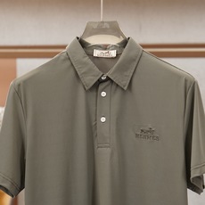 新品H爱马仕速干套装、一套/套2026春夏男士休闲套装全新登场,以极简高级感重塑日常穿搭美学。色调柔和雅 新品H爱马仕速干套装、一套/套2026春夏男士休闲套装全新登场,以极简高级感重塑日常穿搭美学。色调柔和雅