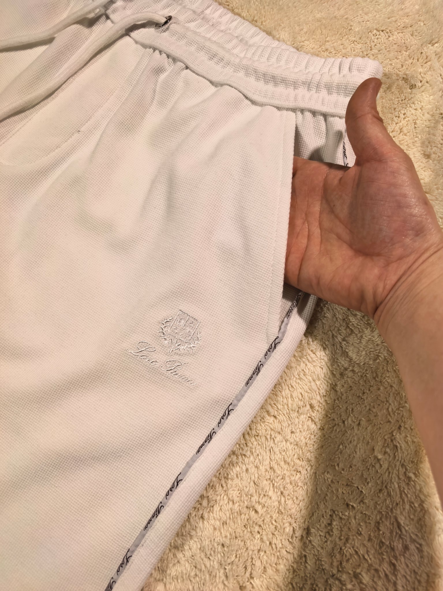 新品Lor* Piana套装春夏新款，一套不拆/套2026男士经典刺绣徽标基础款纯色圆领短袖T恤衫+工装