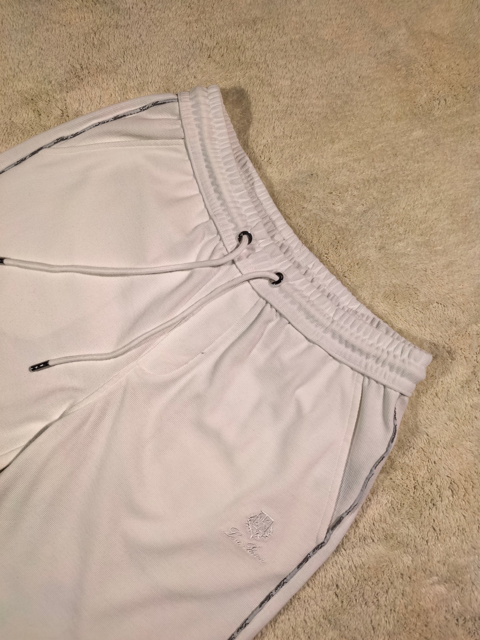 新品Lor* Piana套装春夏新款，一套不拆/套2026男士经典刺绣徽标基础款纯色圆领短袖T恤衫+工装