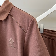 新品Lor* Piana套装春夏新款,一套不拆/套 2026男士经典刺绣徽标基础款纯色圆领短袖T恤衫+工装抽绳短裤套装! 新品Lor* Piana套装春夏新款,一套不拆/套 2026男士经典刺绣徽标基础款纯色圆领短袖T恤衫+工装抽绳短裤套装!