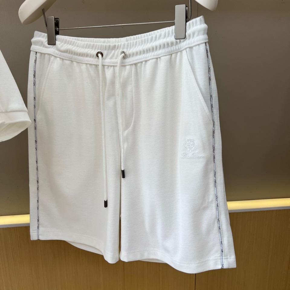 新品Lor* Piana套装春夏新款，一套不拆/套 2026男士经典刺绣徽标基础款纯色圆领短袖T恤衫+工装抽绳短裤套装！