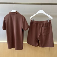 新品Lor* Piana套装春夏新款,一套不拆/套 2026男士经典刺绣徽标基础款纯色圆领短袖T恤衫+工装抽绳短裤套装! 新品Lor* Piana套装春夏新款,一套不拆/套 2026男士经典刺绣徽标基础款纯色圆领短袖T恤衫+工装抽绳短裤套装!